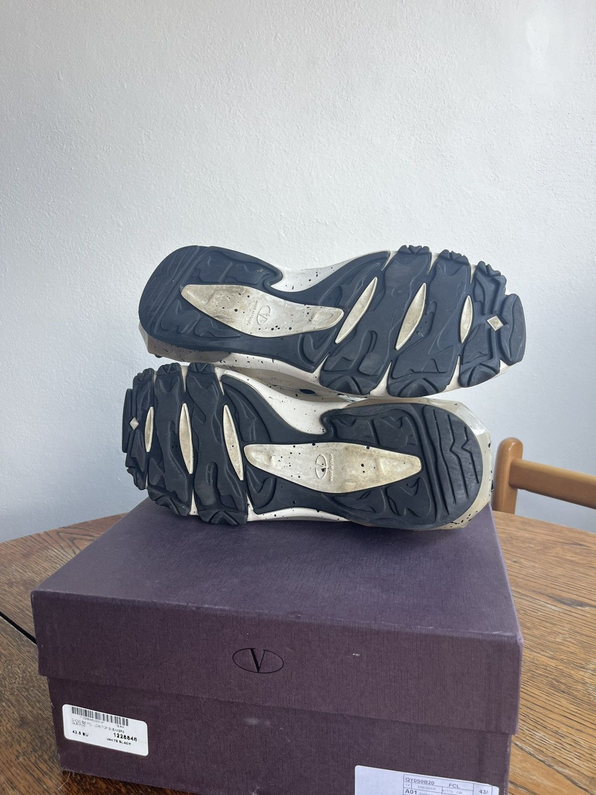 Valentino Valentino VLTN Sneaker Size US 10.5 / EU 43-44 - 7 Thumbnail