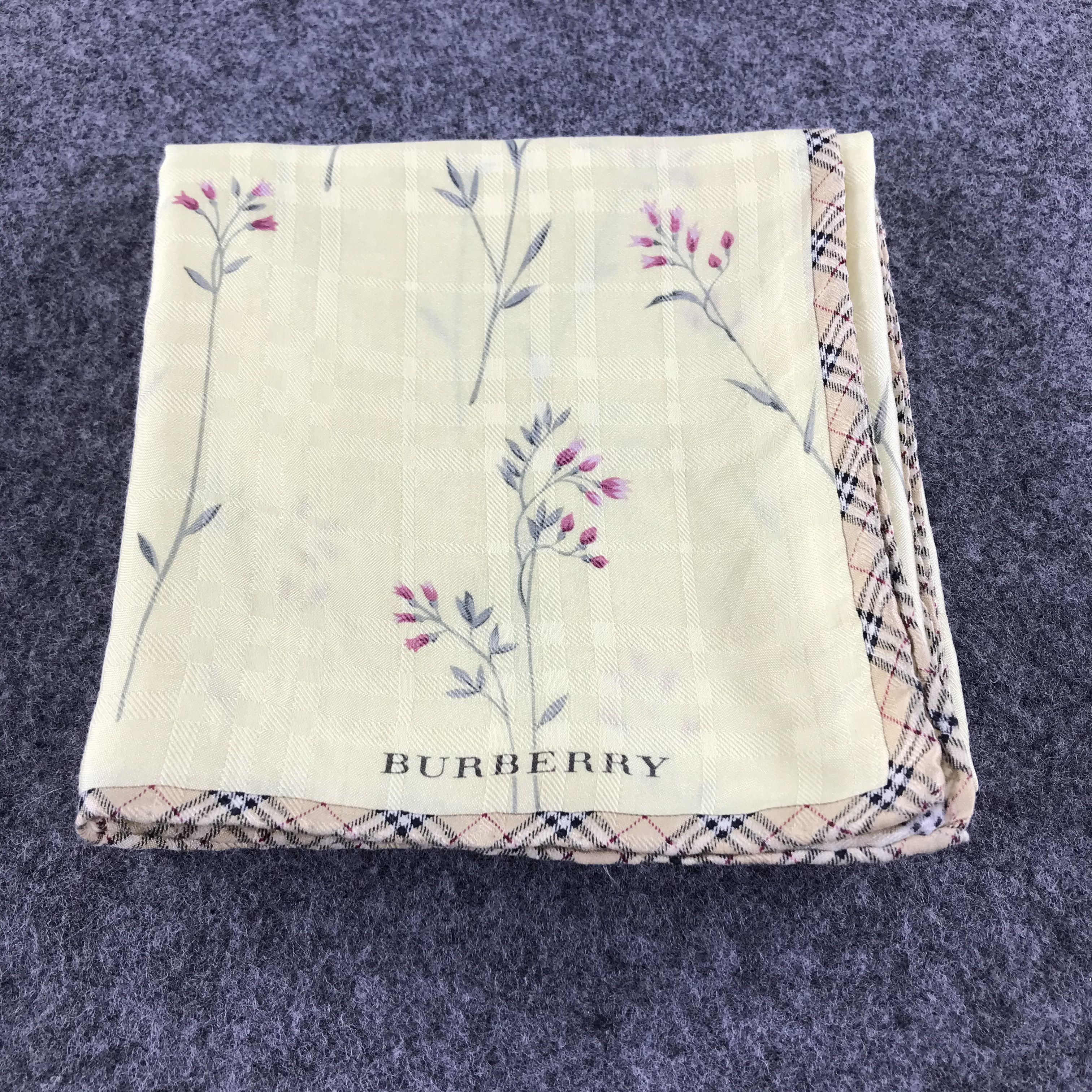 Burberry Burberry Handkerchief Neckerchief Bandana H238 Size ONE SIZE - 11 Thumbnail