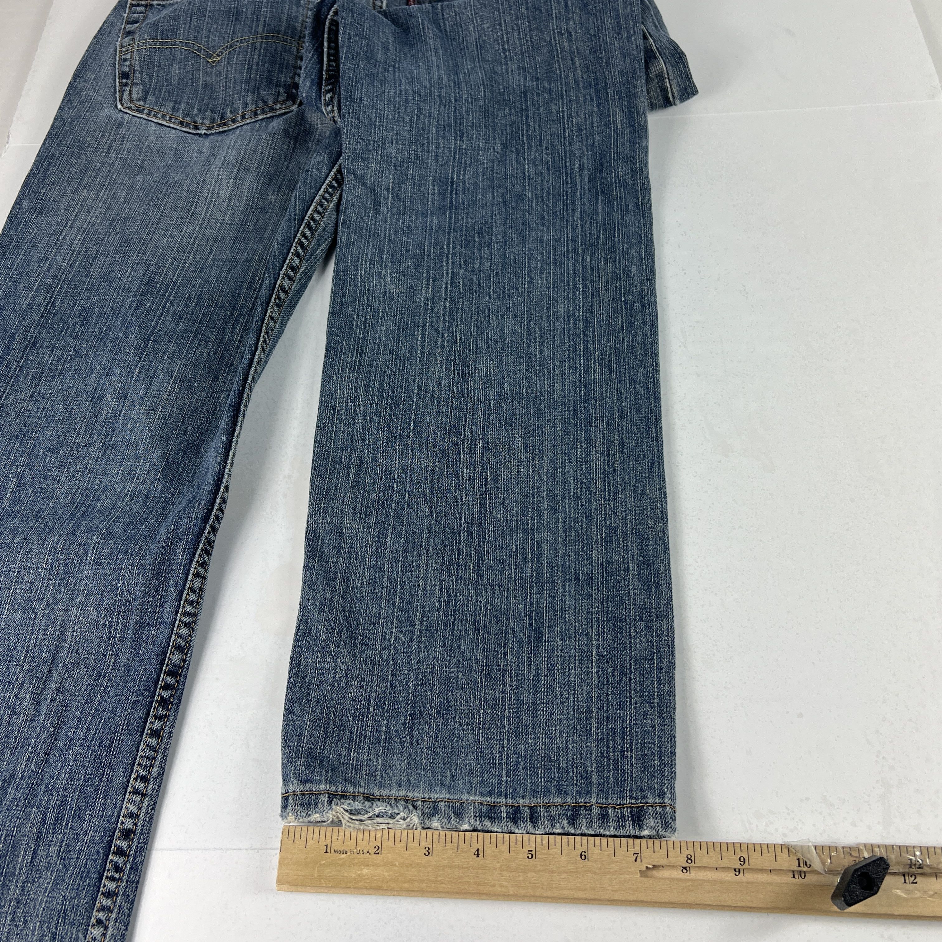 Levi's Levi's Jeans 559 Relaxed Fit Straight Leg Blue Faded Denim Size US 32 / EU 48 - 16 Thumbnail