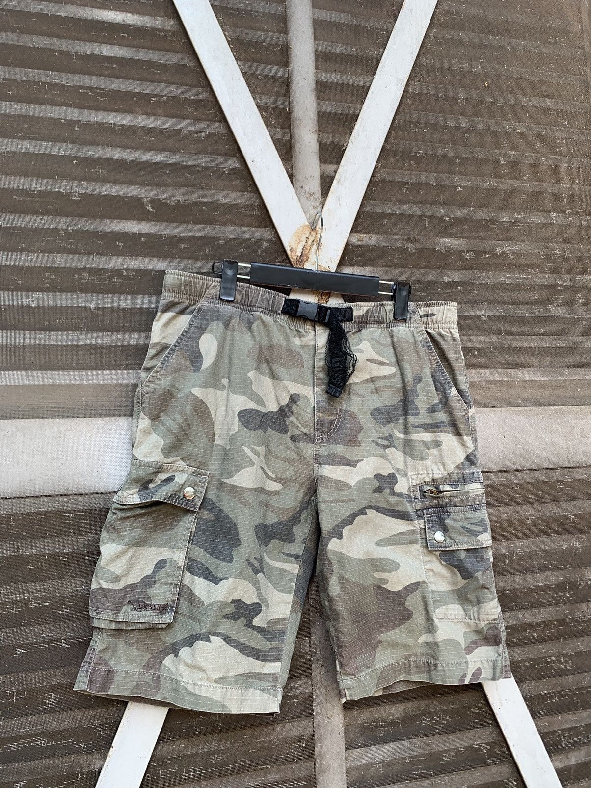 Vintage Vintage THRASHED Faded Cargo Camo Shorts Size US 32 / EU 48 - 6 Thumbnail
