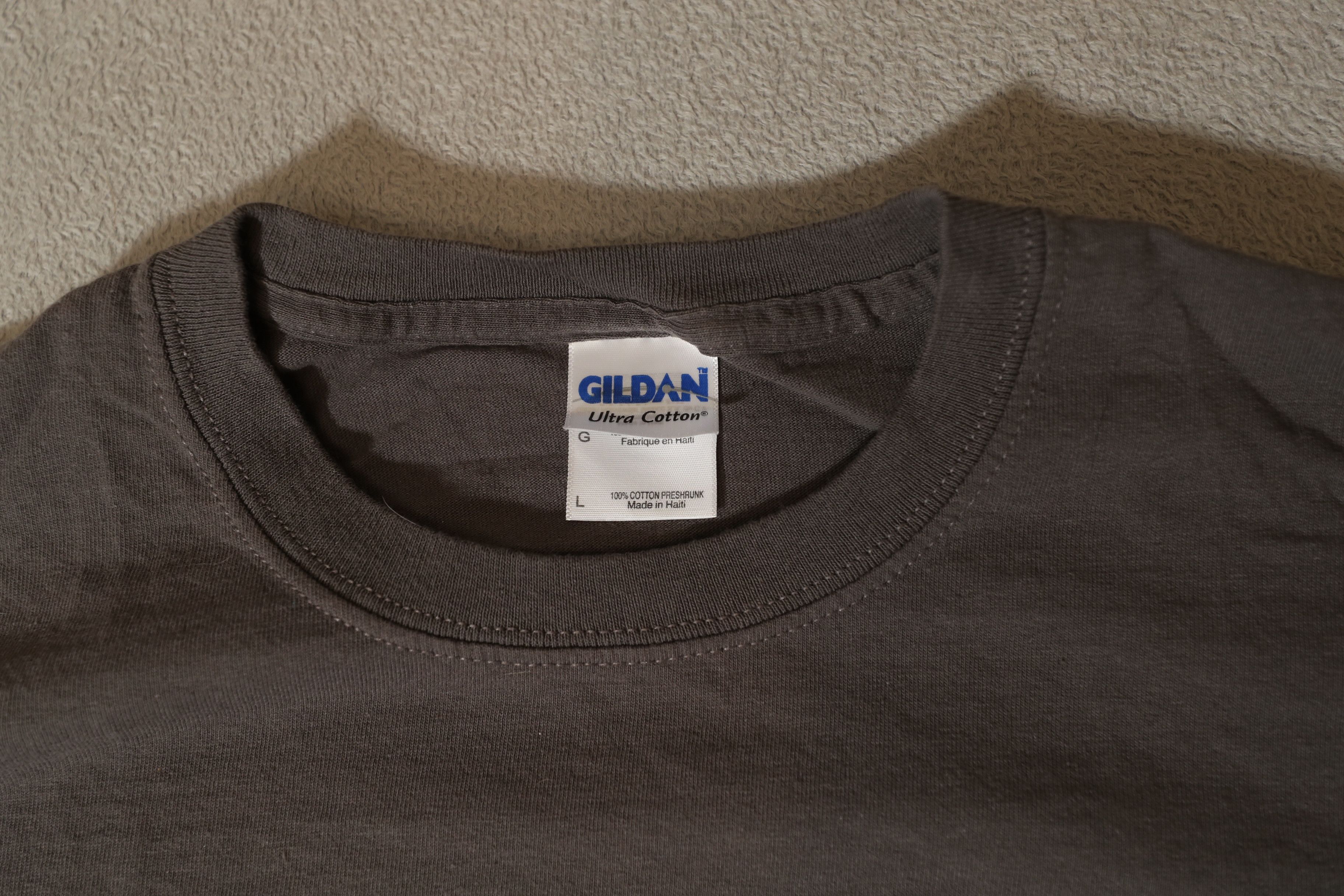 Gildan Carnie Bums Punk Rock Tee (L) Size US L / EU 52-54 / 3 - 8 Thumbnail