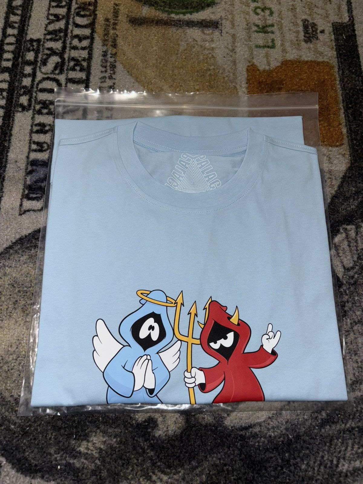 Palace Palace Right and Wrong T-Shirt Skyline Blue Size US XL / EU 56 / 4 - 2 Thumbnail