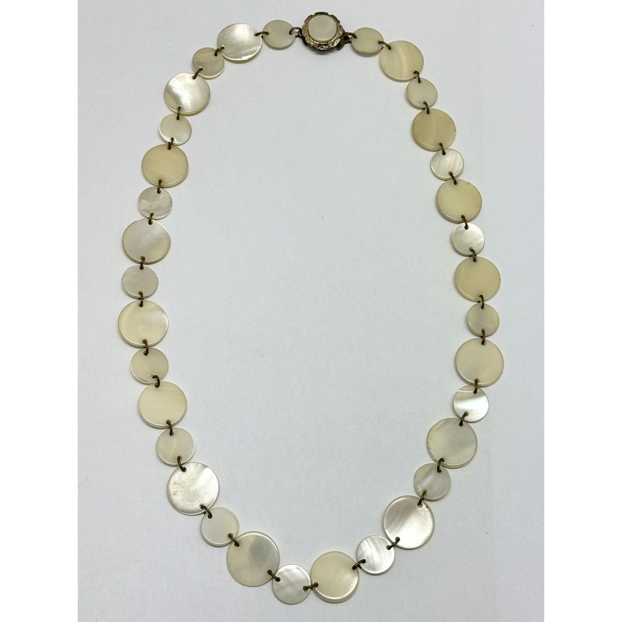 Vintage Japan vintage beaded shell necklace Size ONE SIZE - 5 Thumbnail