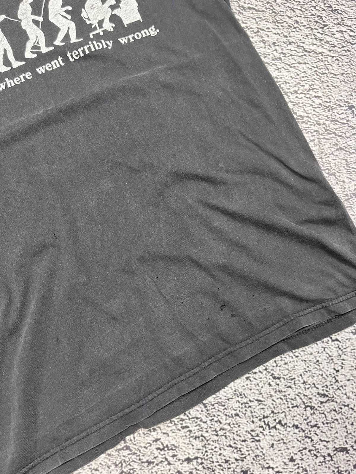 Band Tees Vintage Y2K Evolution humor logo trashed faded tee size L Size US L / EU 52-54 / 3 - 3 Thumbnail