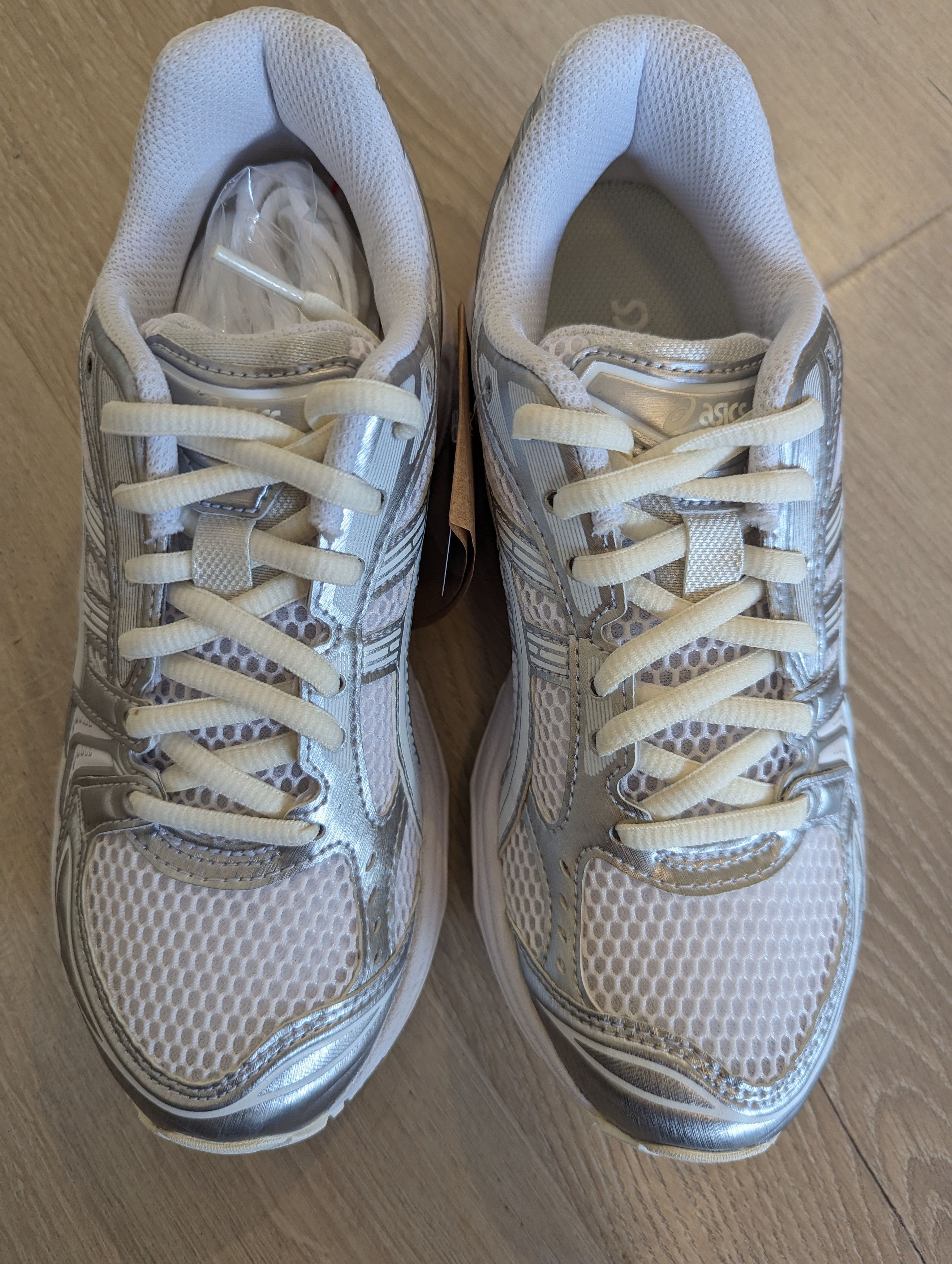 Asics × JJJJound ASICS x JJJJound Gel-Kayano 14 - Silver White - Size 4.5 Size US 5 / EU 37 - 4 Thumbnail