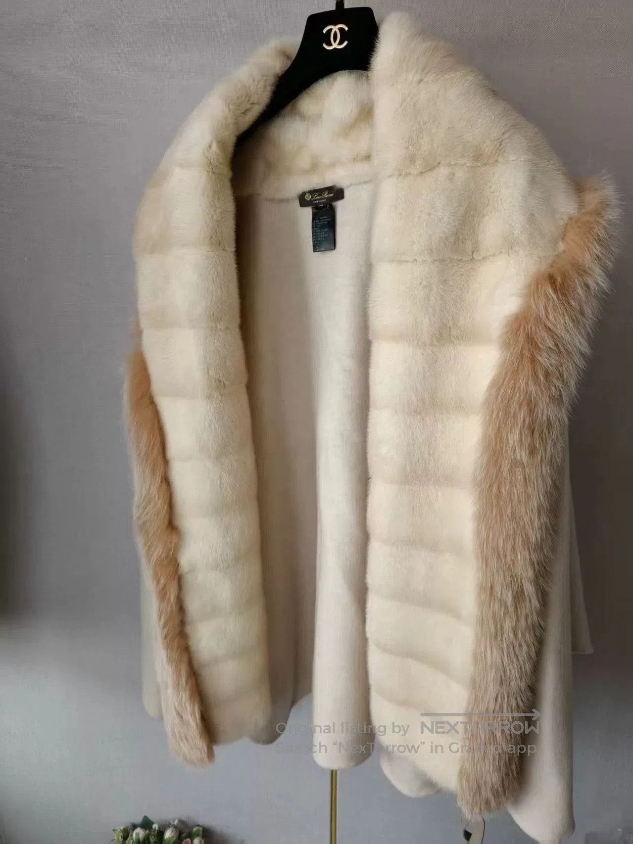 Loro Piana Loro Piana Mink Down Cape. Size M / US 6-8 / IT 42-44 - 3 Thumbnail