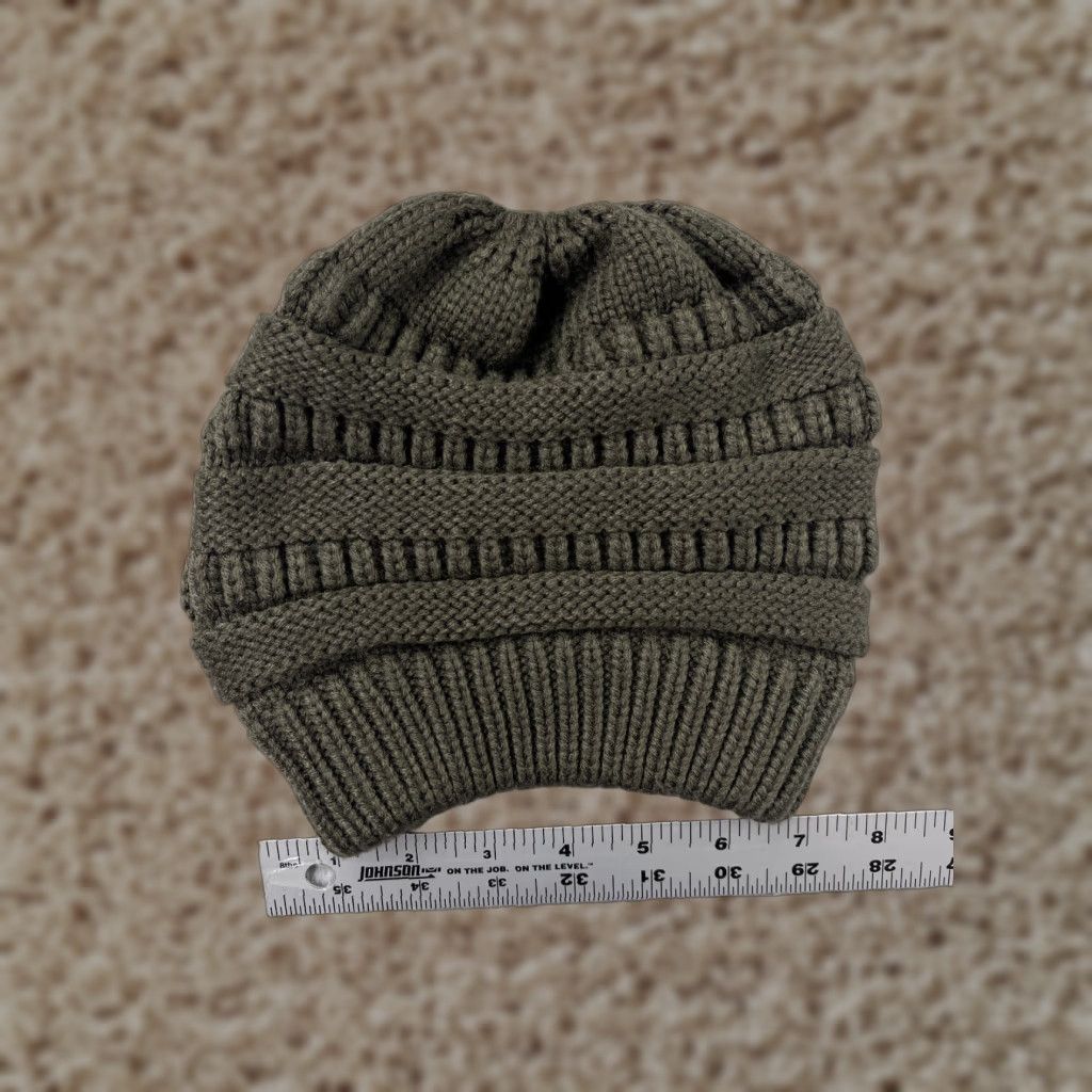 Vintage Womens Slouch Beanie Toque One Size Gray Knit 100% Acrylic Winter Snow Ski Hat Beanie Size ONE SIZE - 1 Thumbnail