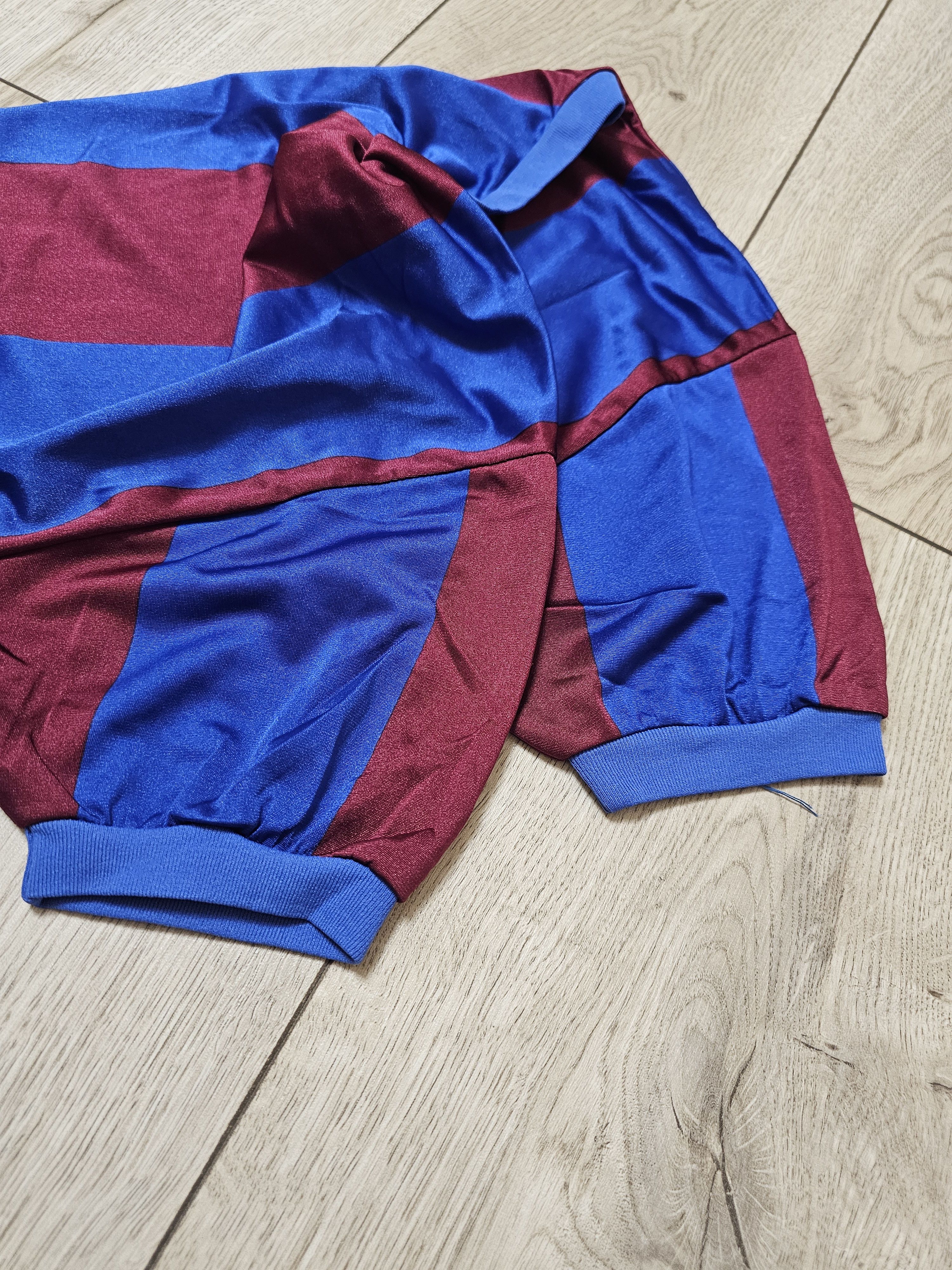 Vintage BY BARCELONA 1973 1975 VINTAGE FOOTBALL SHIRT SOCCER JERSEY Size US M / EU 48-50 / 2 - 4 Thumbnail