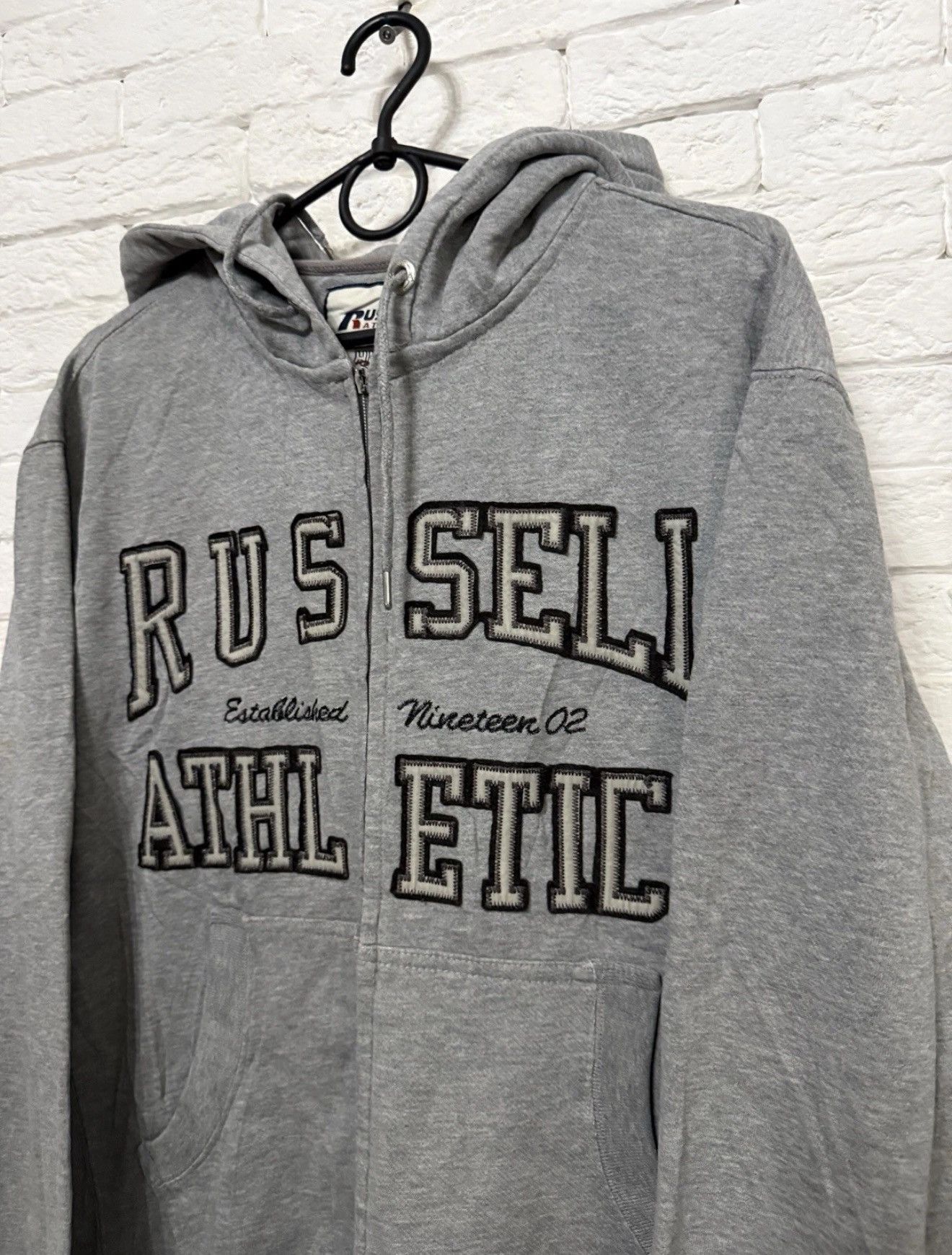 Russell Athletic Vintage Russell Athletic Zip Up Hoodie Sz XL Size US XL / EU 56 / 4 - 2 Thumbnail