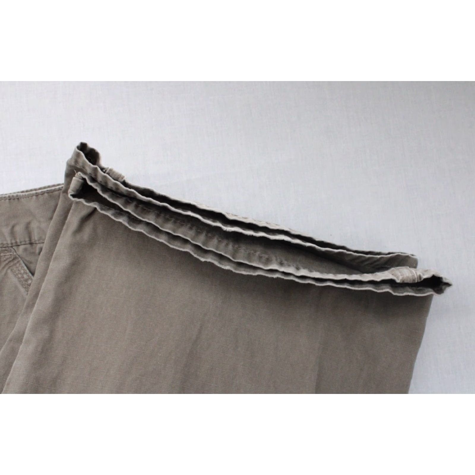 Wrangler VINTAGE Wranglers Baggy Cargo Pants Men's 44 Light Brown Ripstop Cotton Workwear cargo pants Mens 44 Brown 90s Grunge Work Wear Pants Mens Size US 44 / EU 60 - 4 Thumbnail