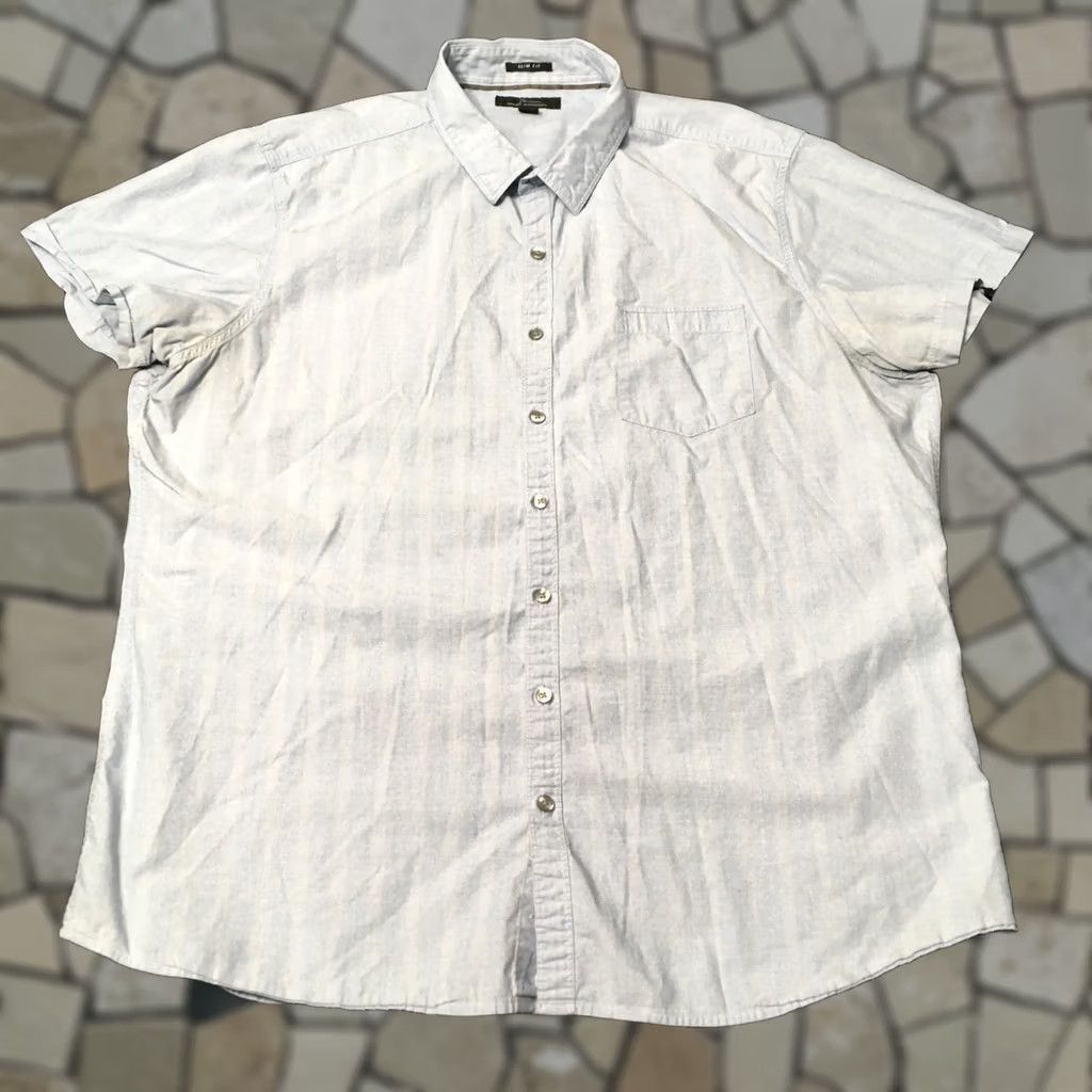 Vintage Marc Anthony Storm Blue Slim Fit Button-Up Shirt XXL light blue Blue Solid Short Sleeve Button-Up Mens Shirt XXL Size US XXL / EU 58 / 5 - 1 Thumbnail