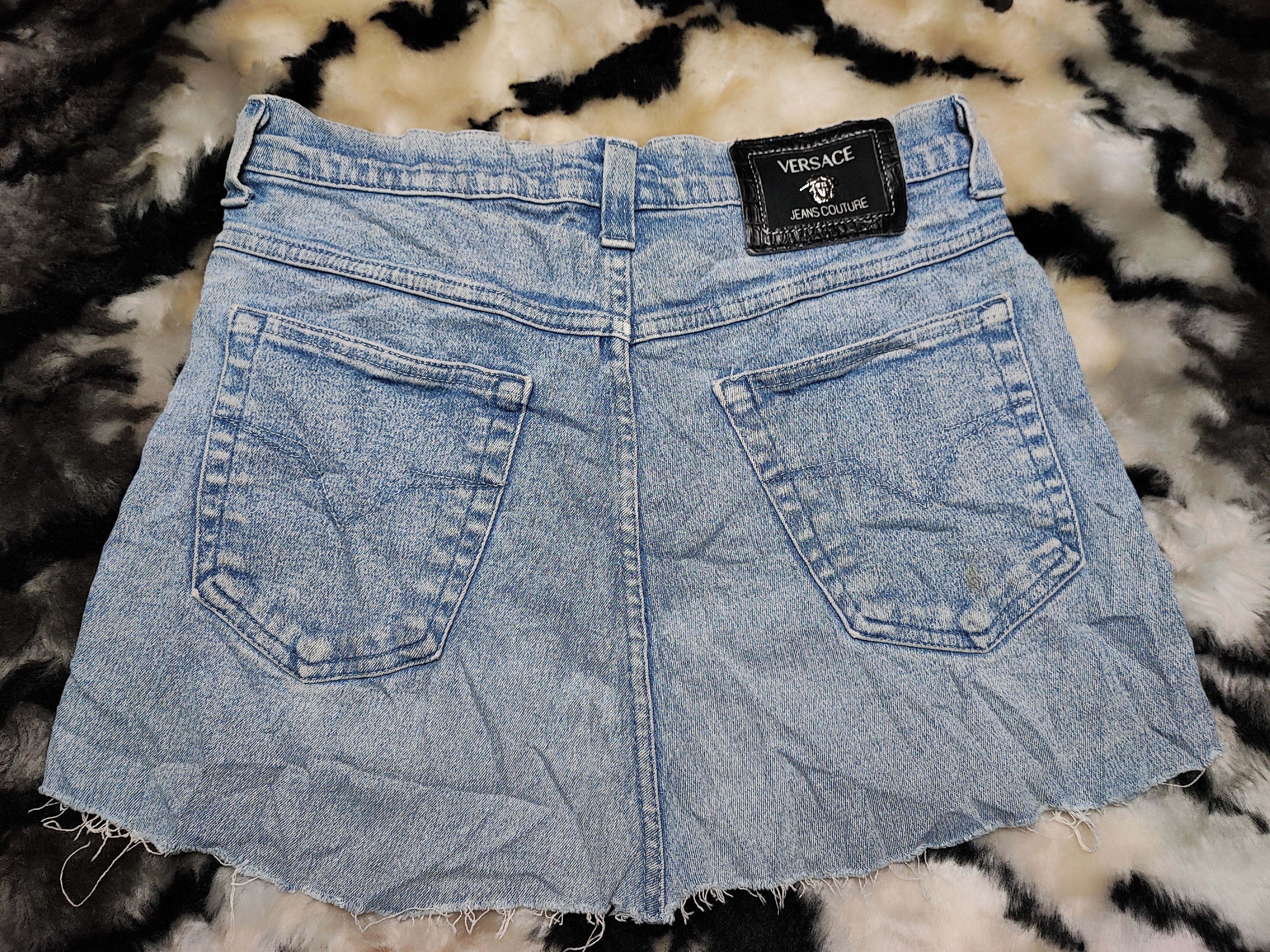 If Six Was Nine Denim Skirt Distress Versace Jeans Size 28" / US 6 / IT 42 - 15 Thumbnail