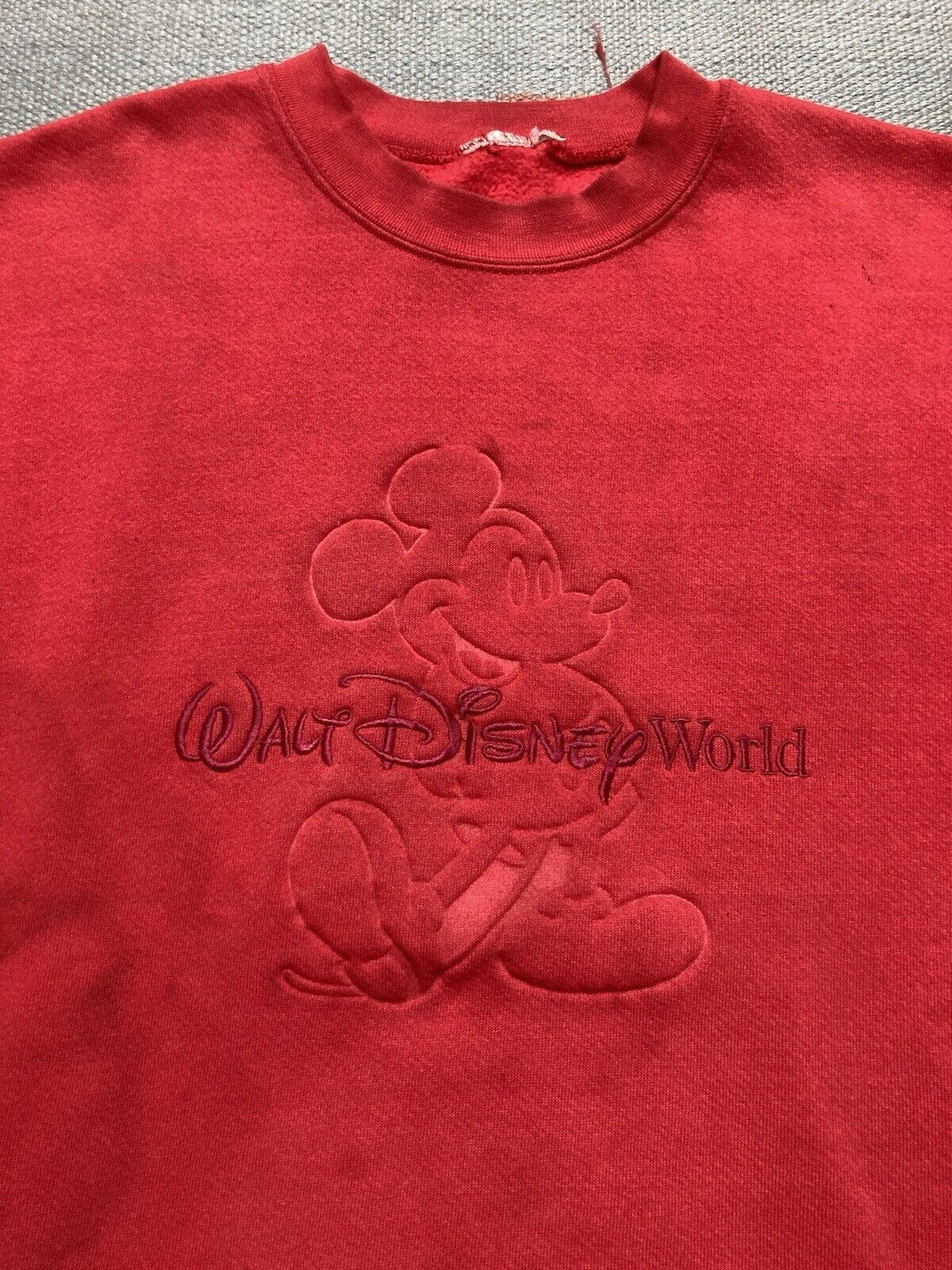 Disney × Vintage VTG sweatshirt Walt Disney world Mickey Mouse embossed M Size US M / EU 48-50 / 2 - 5 Thumbnail