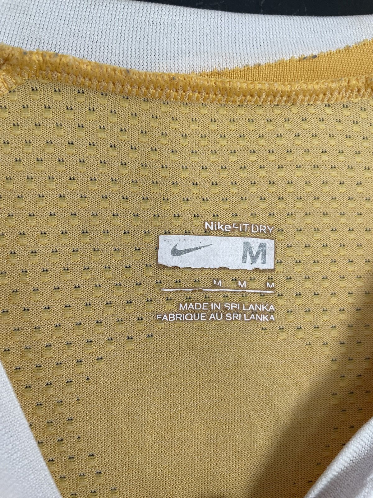 Nike Australia Worldcup 2007 Player Issued Qantas Size US M / EU 48-50 / 2 - 5 Thumbnail