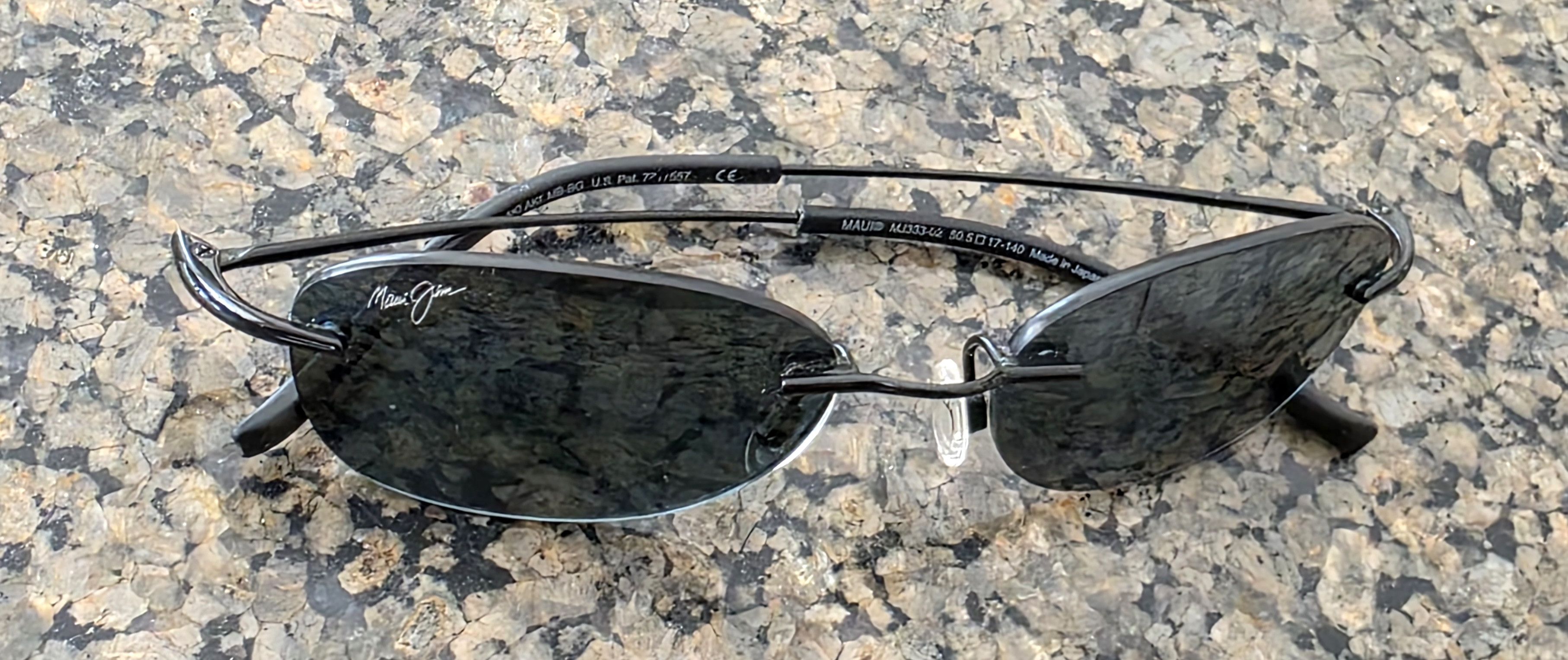 Maui Jim Maui Jim AKI AKI sunglasses Glossy Black Frame with POLARIZE Size ONE SIZE - 8 Thumbnail