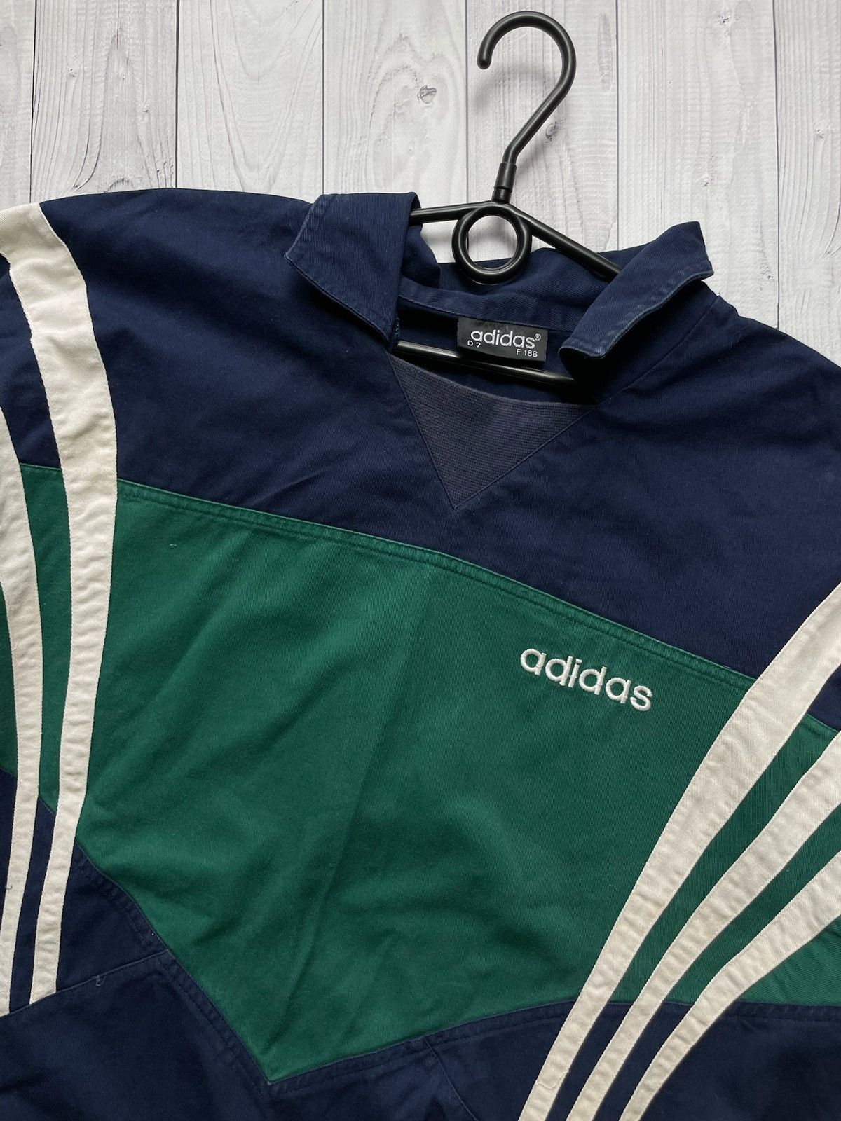 Vintage Vintage adidas rugby jersey sweatshirt size L logo Size US L / EU 52-54 / 3 - 3 Thumbnail