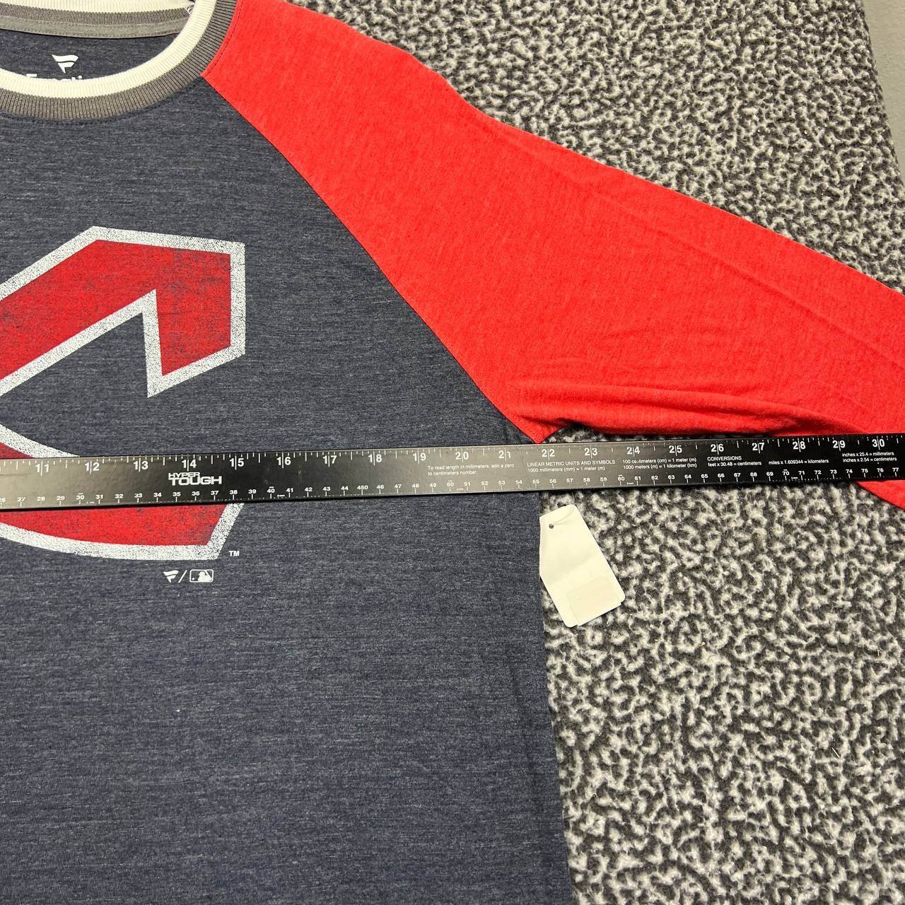 Other Cleveland Indians Guardians Shirt Men Large Fanatics New L Size US L / EU 52-54 / 3 - 4 Thumbnail