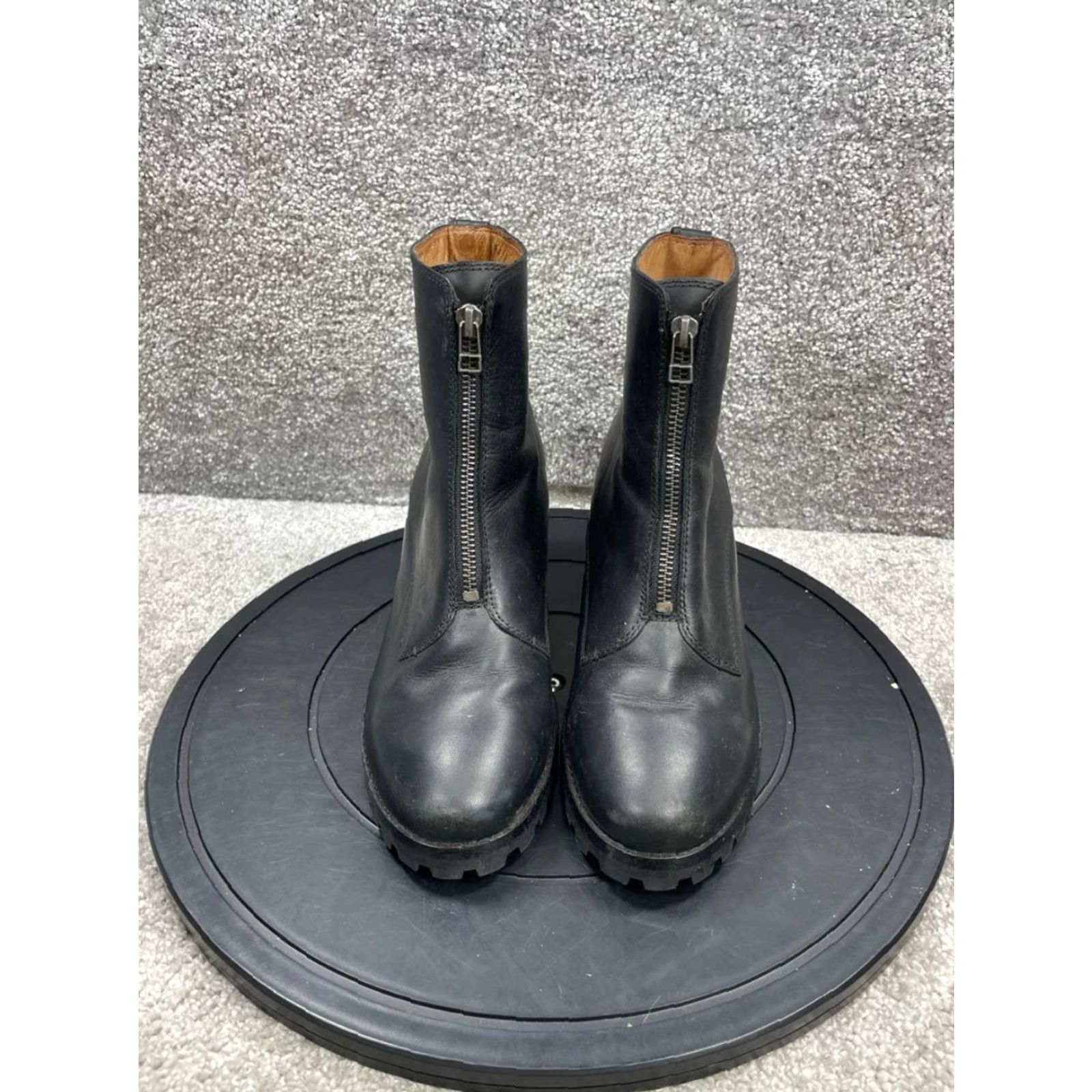 Madewell Madewell The Alyce Boot Women Size 10 Black Leather Zip Front Lugsole Block Heel Size US 10 / IT 40 - 4 Thumbnail