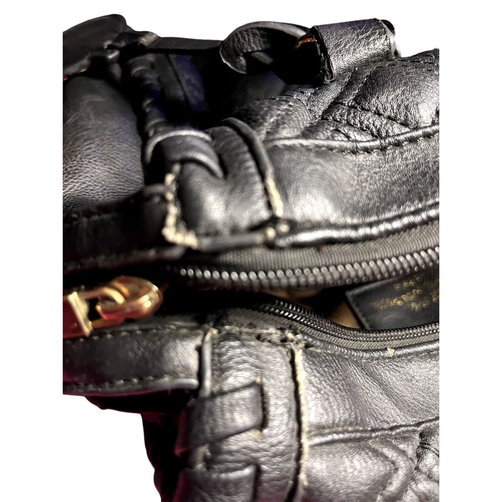 Versace Versace handbag quilted black vintage original shoulder vtng Size ONE SIZE - 6 Thumbnail