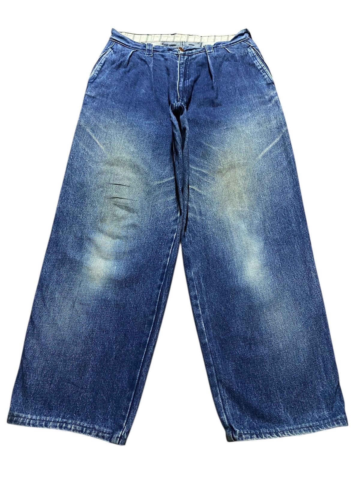 Japanese Brand Vintage Y2K New Caution Brand Blue Wash Baggy Jeans Size US 31 - 1 Thumbnail