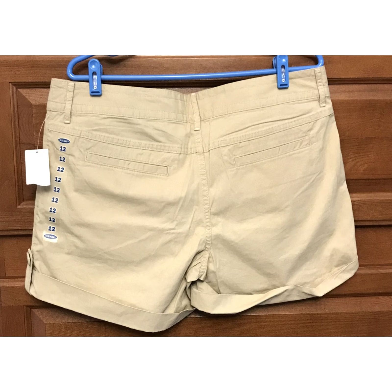 Old Navy Old Navy Beige 5" Cuffed Everyday Shorts Sz 12 Classic Preppy 1093 Size 34" / US 12 / IT 48 - 2 Thumbnail