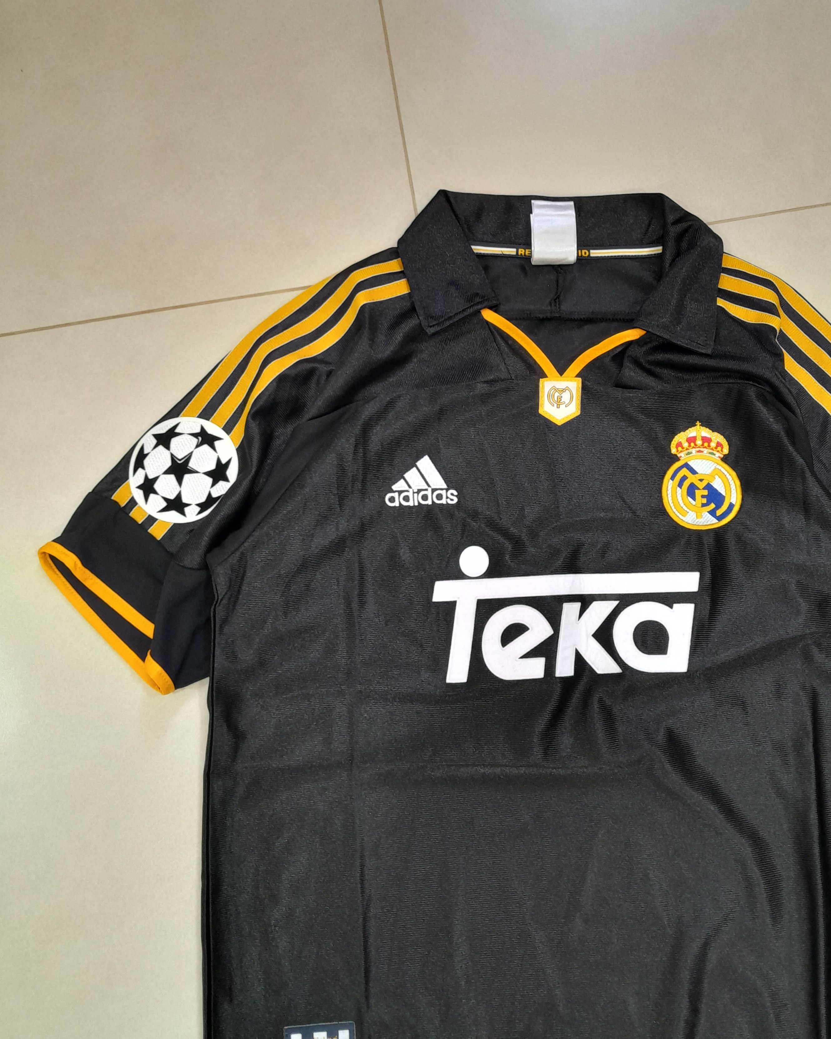 Adidas Real Madrid 99/01 Size US S / EU 44-46 / 1 - 6 Thumbnail