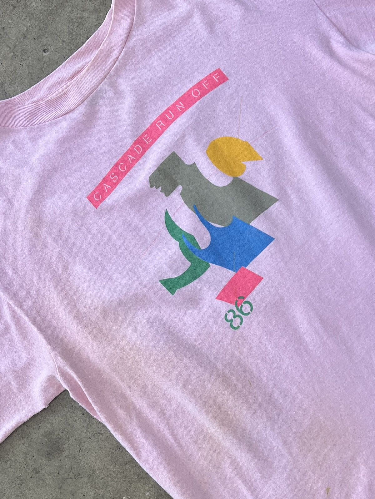 Vintage Vintage 1986 Nike Cascade Run Off Runing Sports Tee XL Size US XL / EU 56 / 4 - 1 Thumbnail