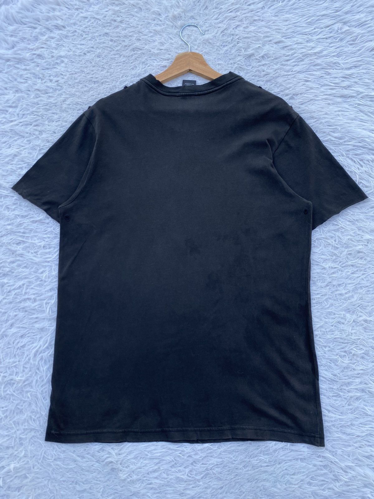 Vintage Rare Vintage Charles Manson Skulls by Number Nine Tshirt Size US L / EU 52-54 / 3 - 17 Thumbnail