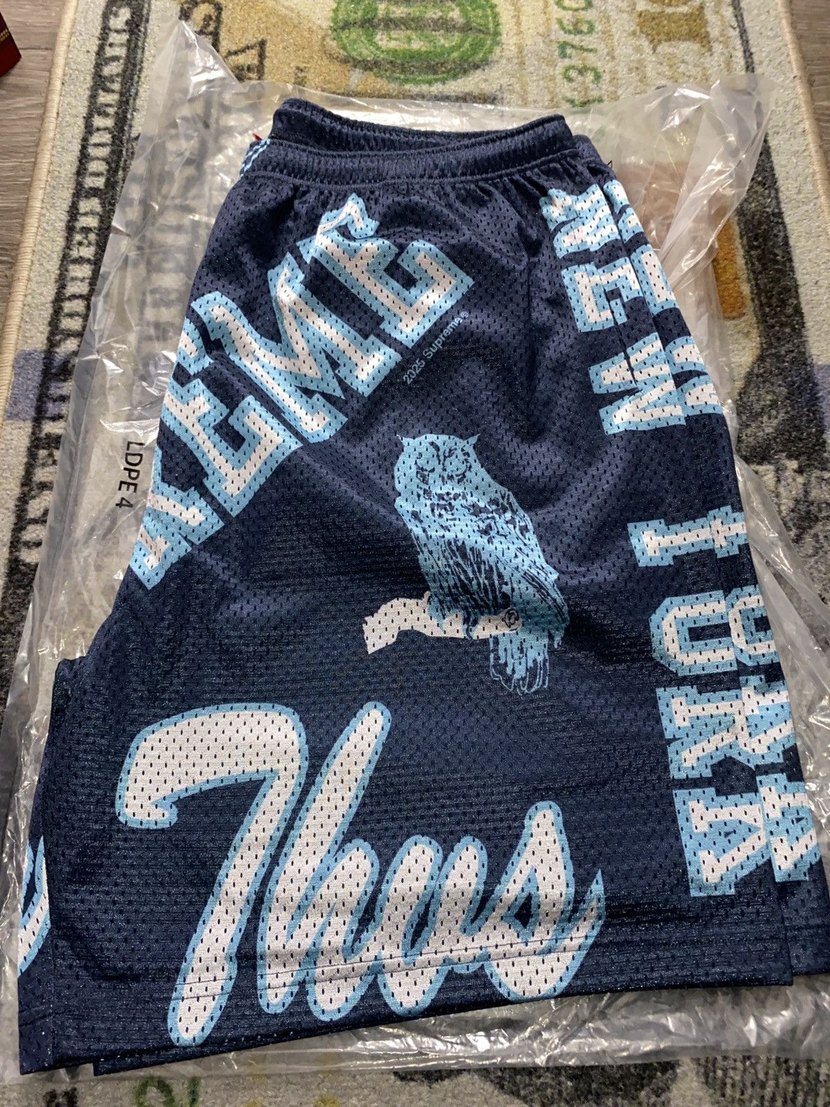 Supreme Supreme Varsity Mesh Shorts (LARGE) Size US 34 / EU 50 - 2 Thumbnail