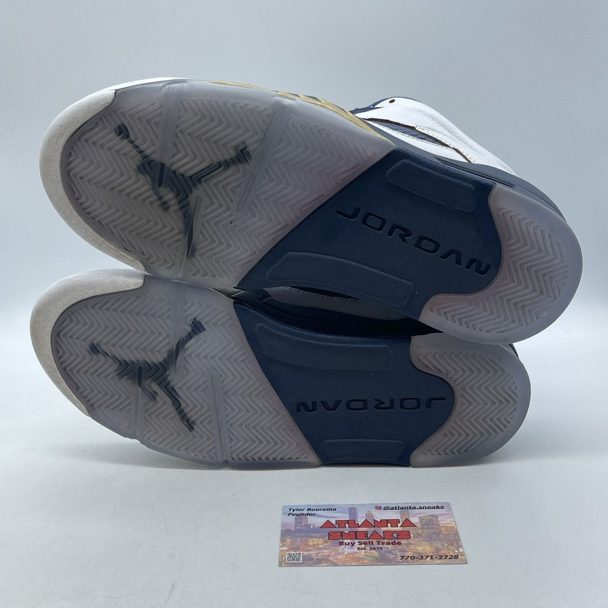 Jordan Brand Air Jordan 5 low dunk from above Size US 8.5 / EU 41-42 - 7 Thumbnail