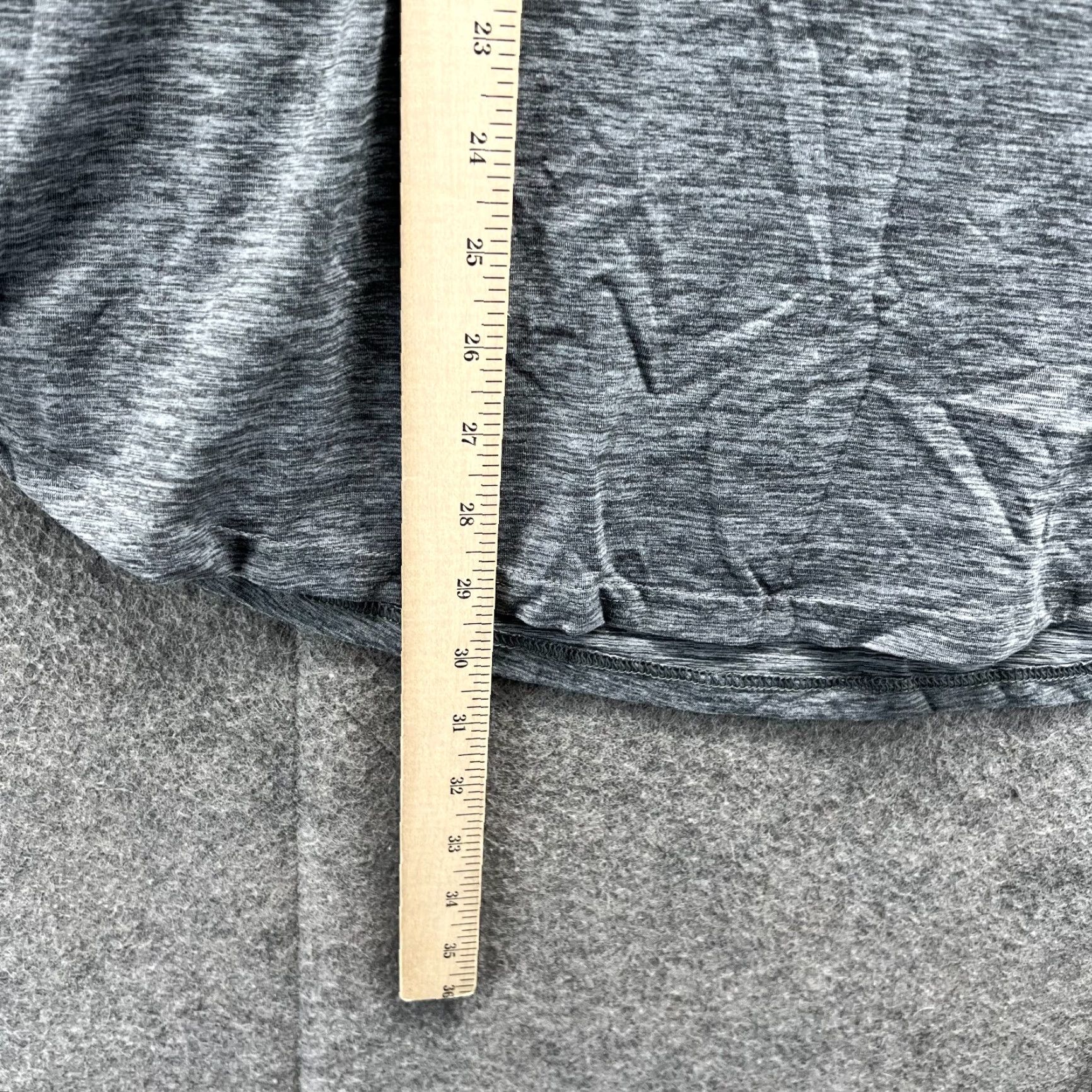 Vintage Columbia Shirt Mens Large Gray Heather Athletic Performance Jersey Soccer T-Shirt Mens Sports Shirt Regular Fit Logo All Seasons Size US L / EU 52-54 / 3 - 6 Thumbnail