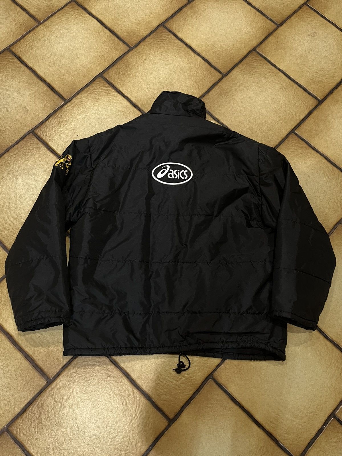 Asics × Vintage Vintage Asics Millwall 1994/96 Staff Worn Bench Coat Size US XL / EU 56 / 4 - 4 Thumbnail