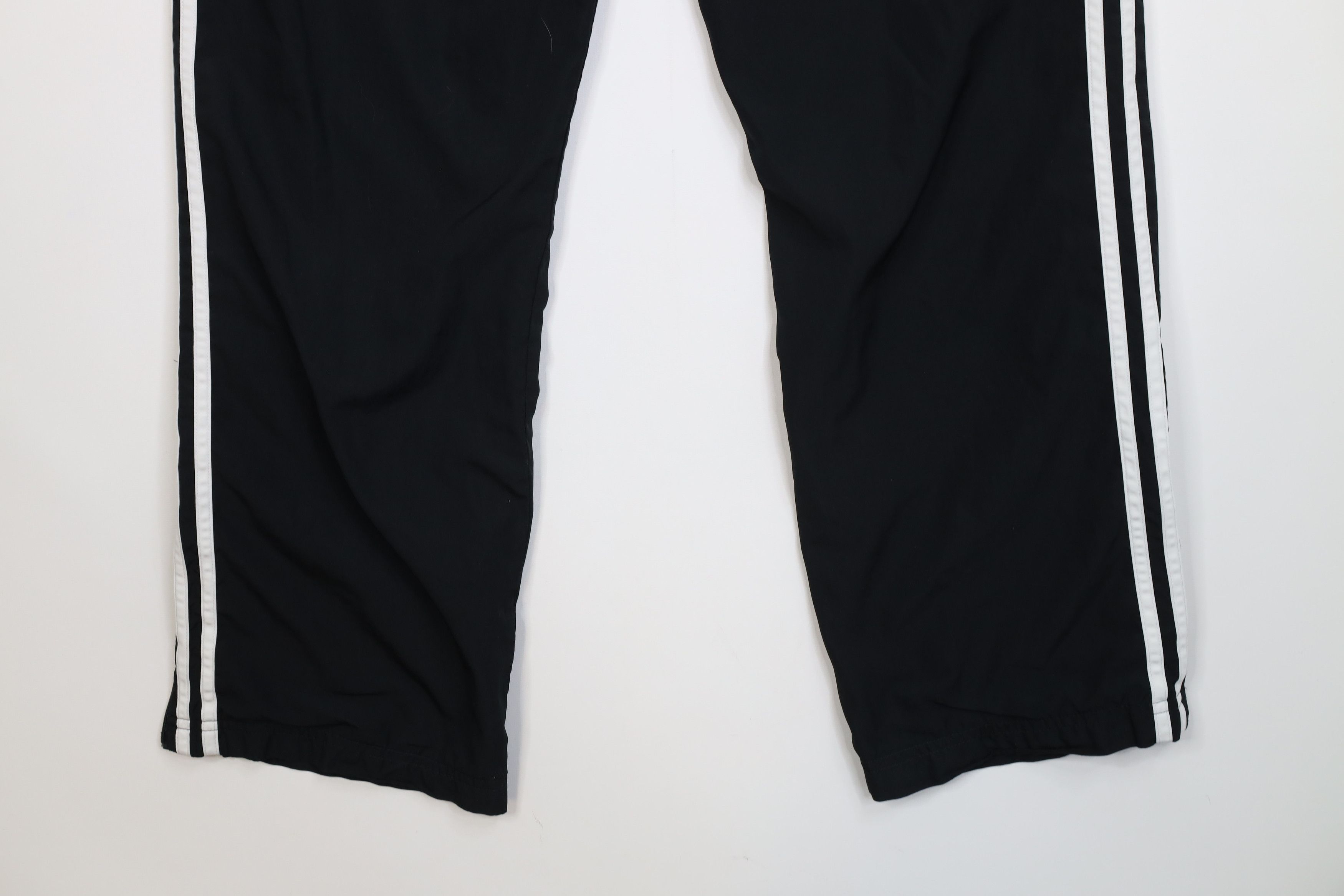 Adidas Vintage Y2K Adidas Lined Wide Leg Windbreaker Pants Black Size US 32 / EU 48 - 14 Thumbnail