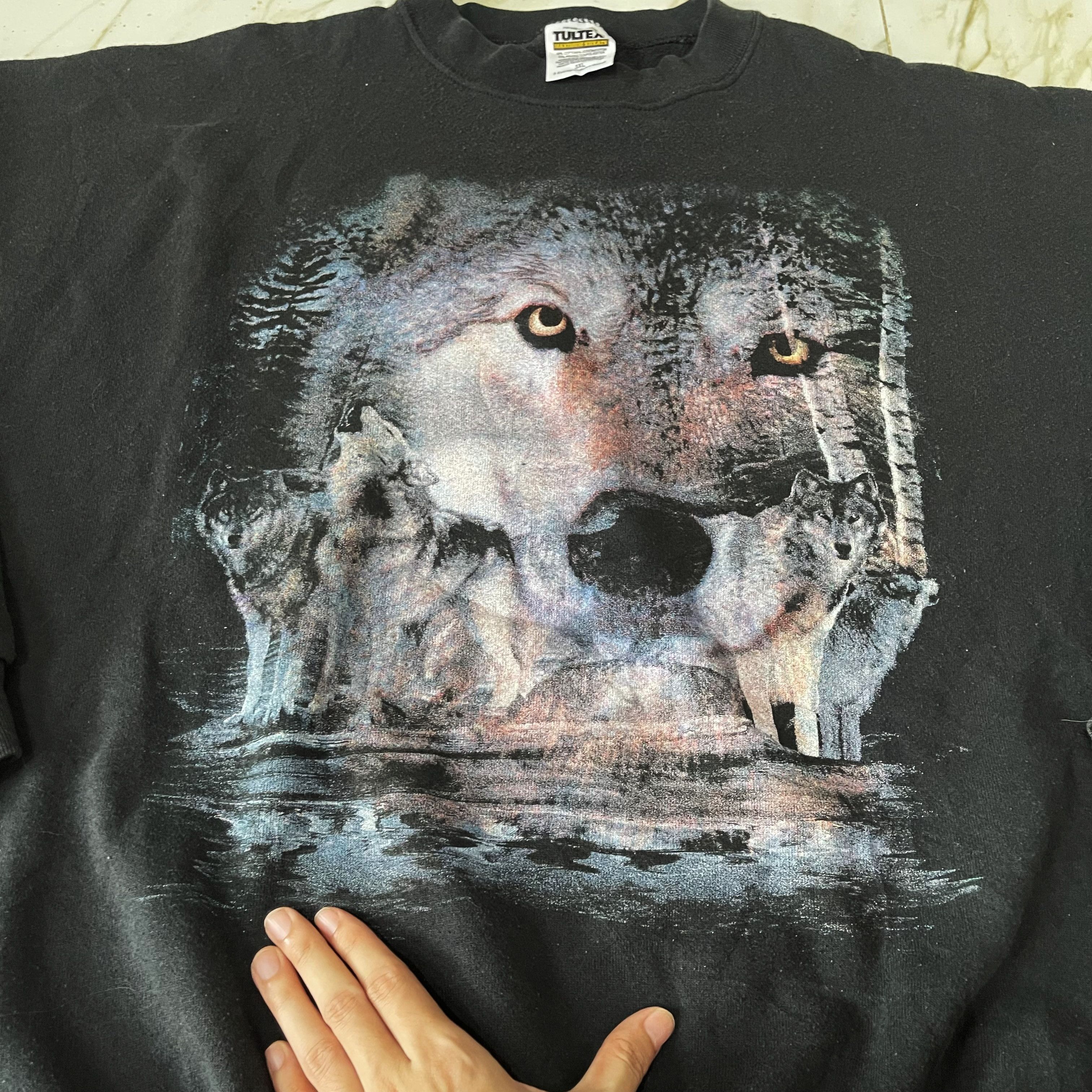 Vintage 90s Wolf Sweatshirt