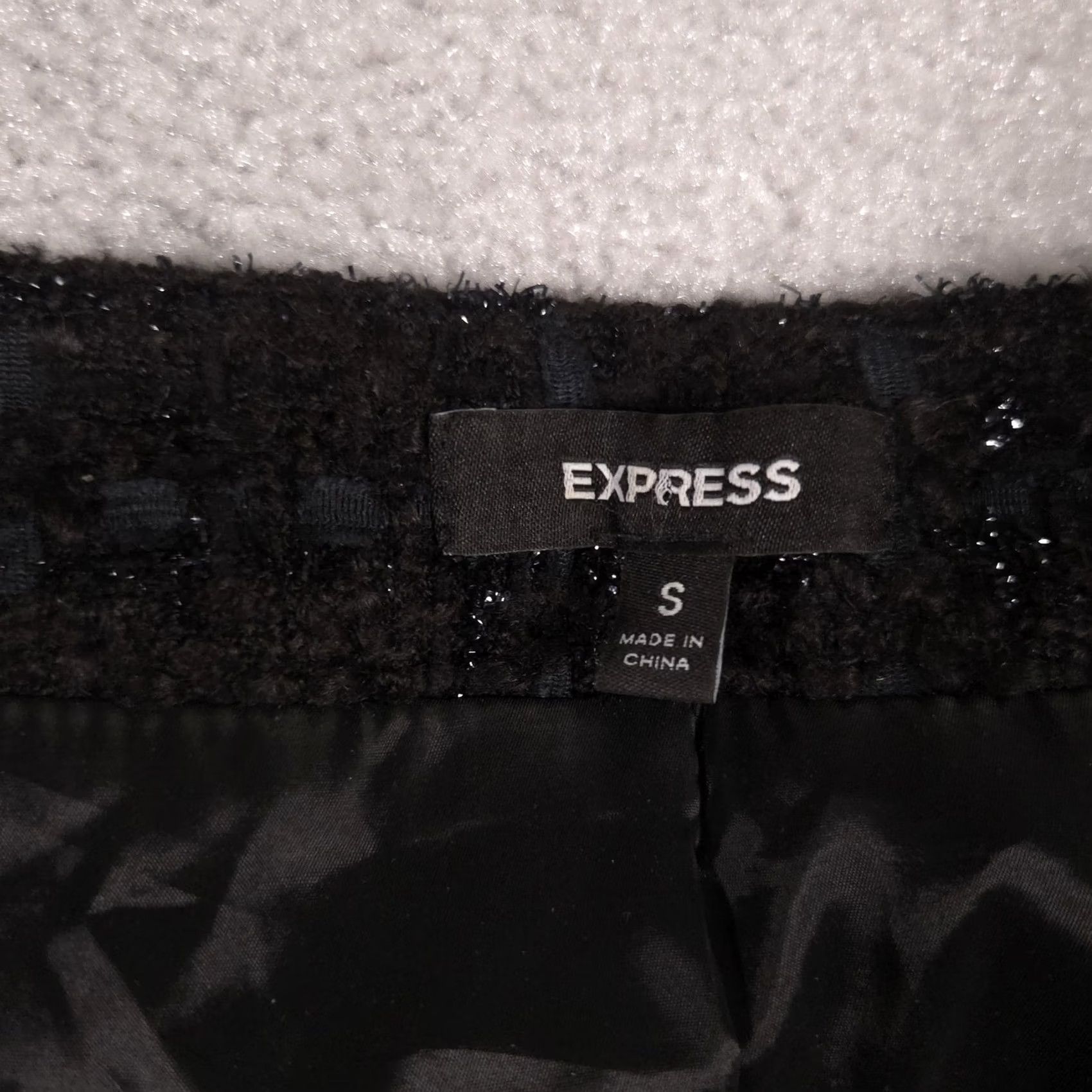 Express VINTAGE Express Blazer Womens Small Black Tweed Pearl Button Embellished Cropped Jacket Size S / US 4 / IT 40 - 6 Thumbnail