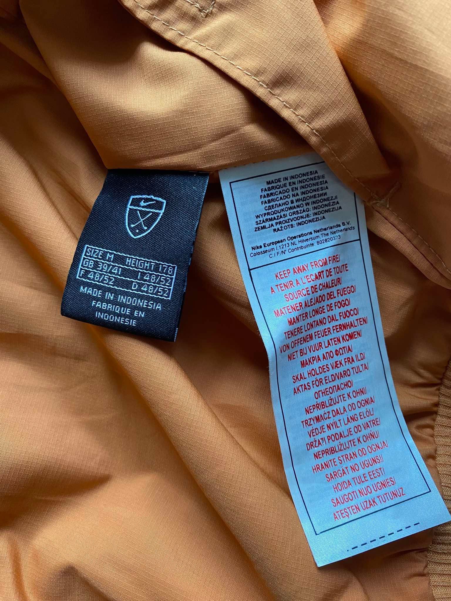 Nike Nike Reversible Orange Long Sleeve 1/4 Zip Up Swoosh Logo Size US M / EU 48-50 / 2 - 9 Thumbnail