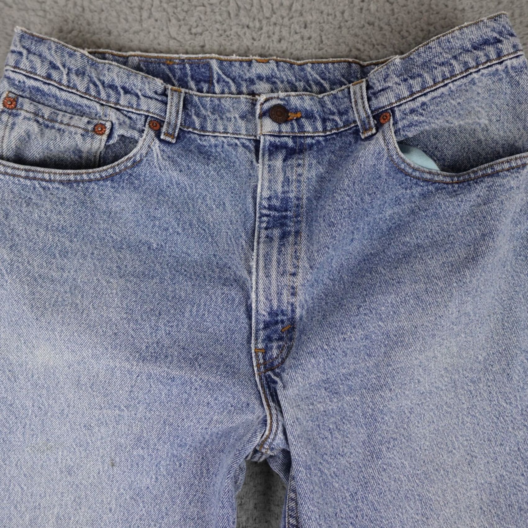 Levi's VINTAGE Levi’s 550 Jeans 38x32 Blue Denim Relaxed Fit Light USA Men's Jeans 90s Realted? Size US 38 / EU 54 - 6 Thumbnail