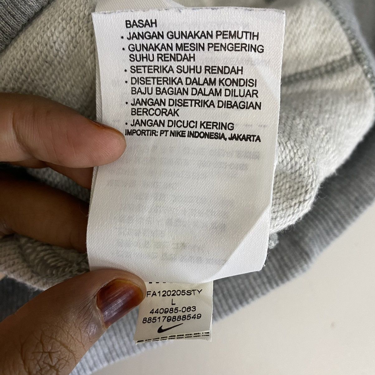Japanese Brand Nike Small Logo Zipper Hoodie Size US M / EU 48-50 / 2 - 16 Thumbnail