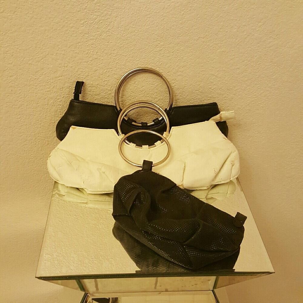 Designer Black White Ring Detailed Clutch Bundle Size ONE SIZE - 2 Thumbnail