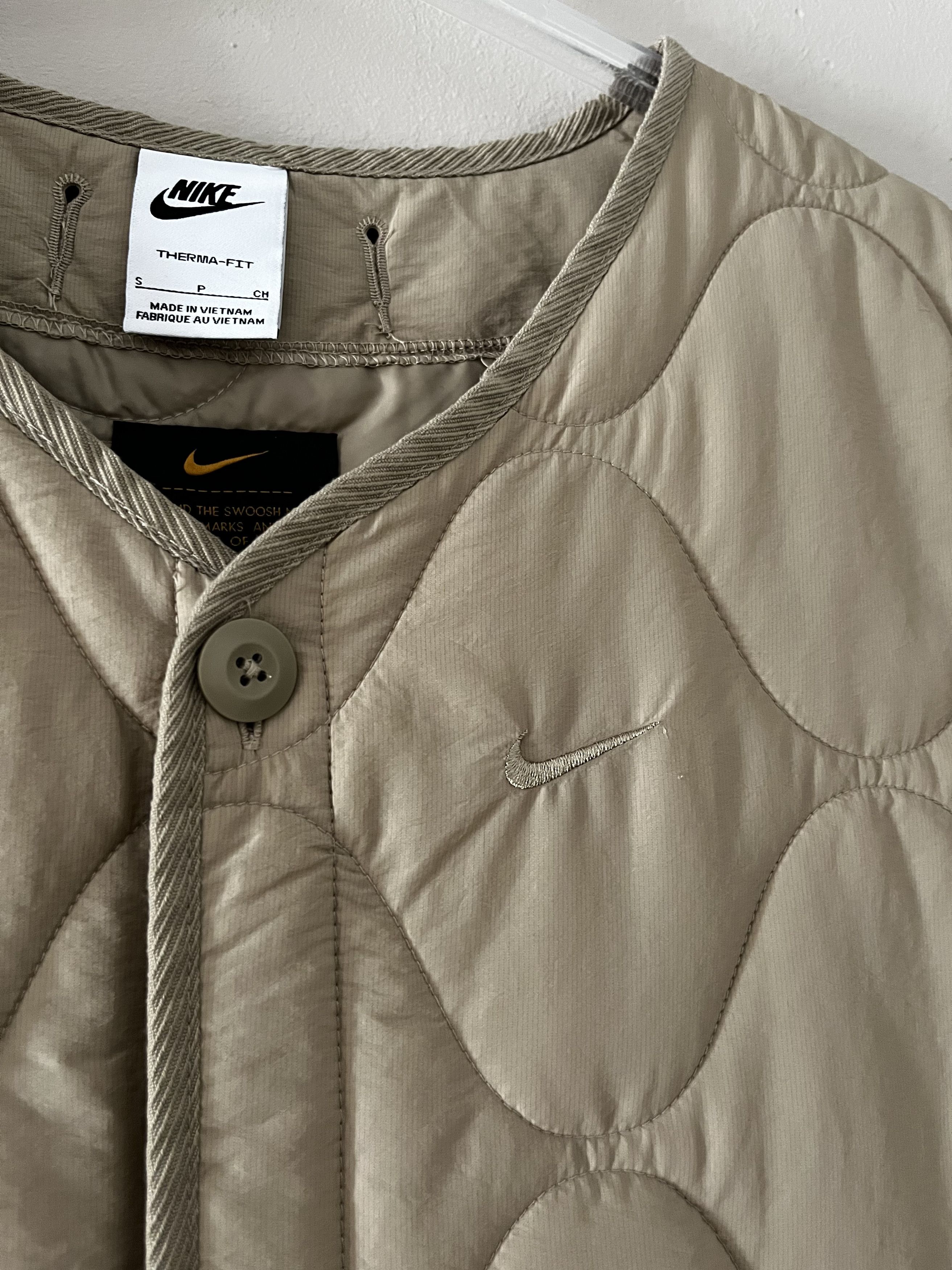 Nike Nike Life Men's Woven Insulated Military Vest Size US S / EU 44-46 / 1 - 3 Thumbnail