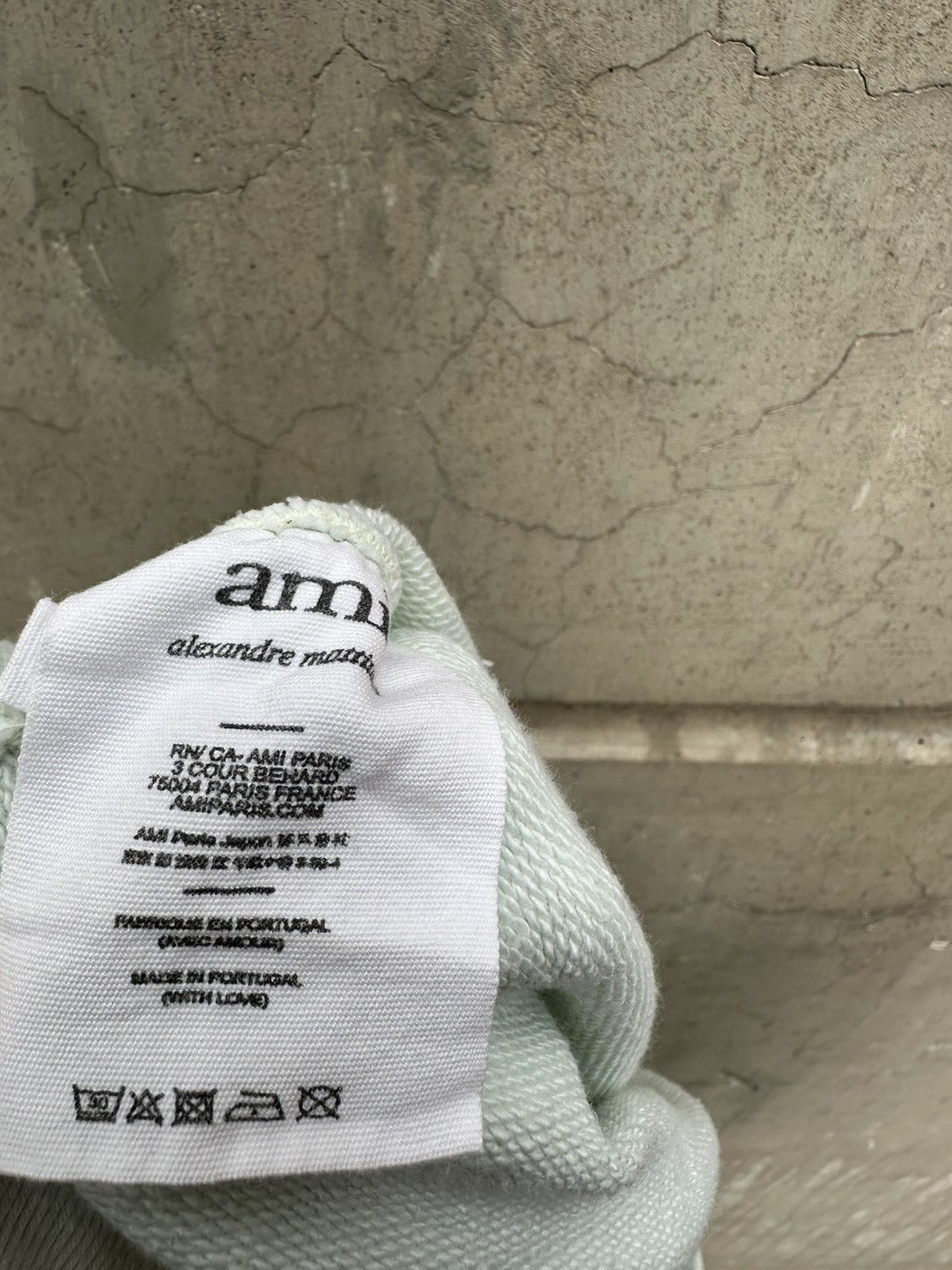 AMI AMI Short Heart heart logo Size US 38 / EU 54 - 9 Thumbnail