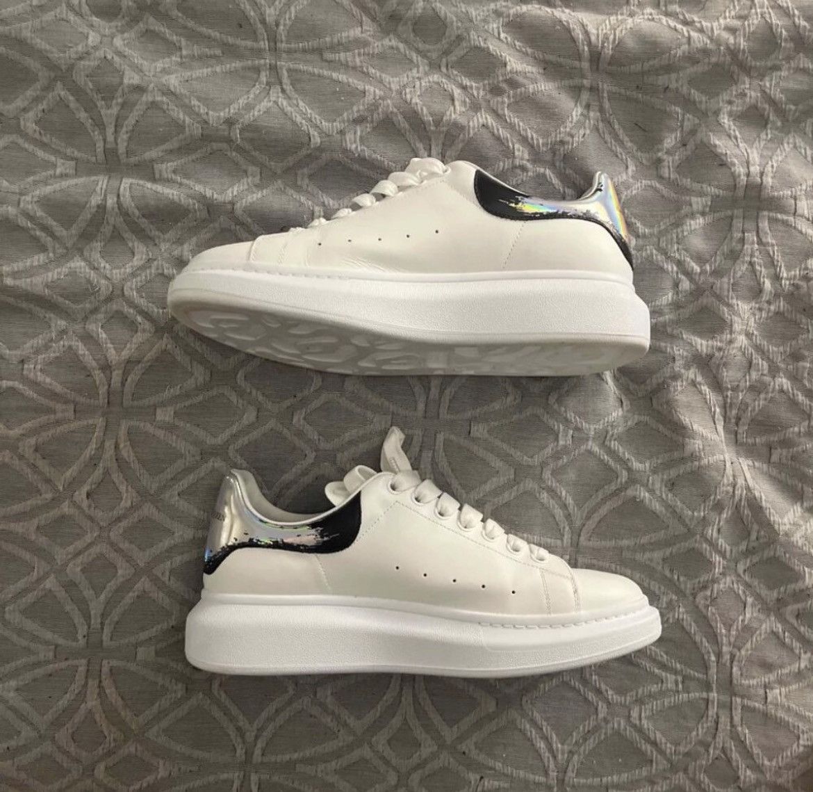 Alexander McQueen Alexander McQueen white silver shoes Size US 10.5 / EU 43-44 - 3 Thumbnail