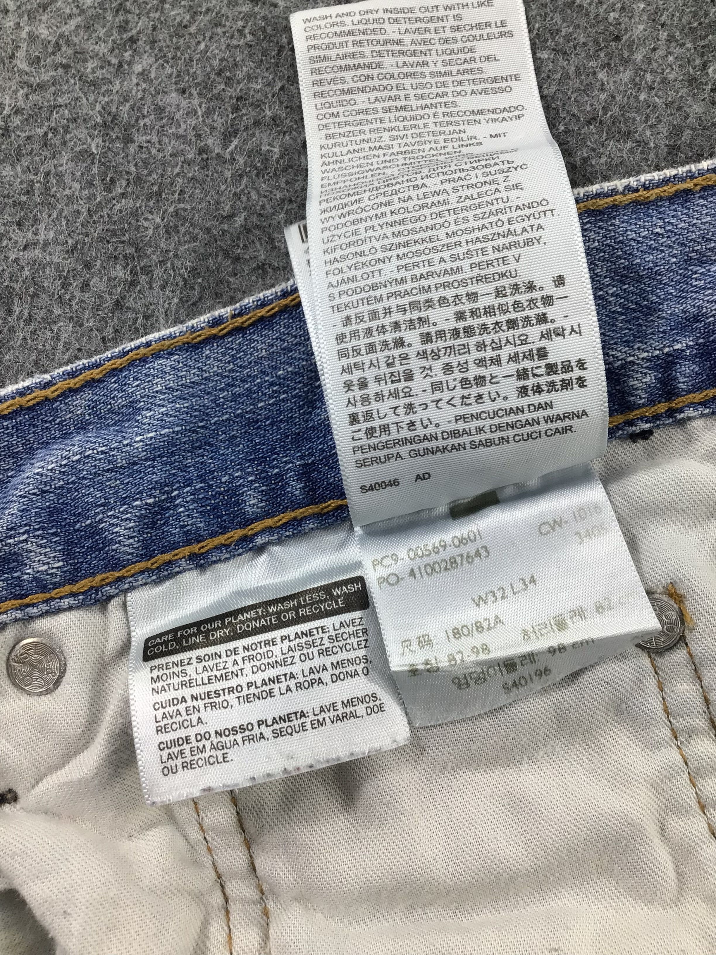Levi's Vintage Levis 569 Jeans faded Blue Denim KJ261 Size US 32 / EU 48 - 11 Thumbnail