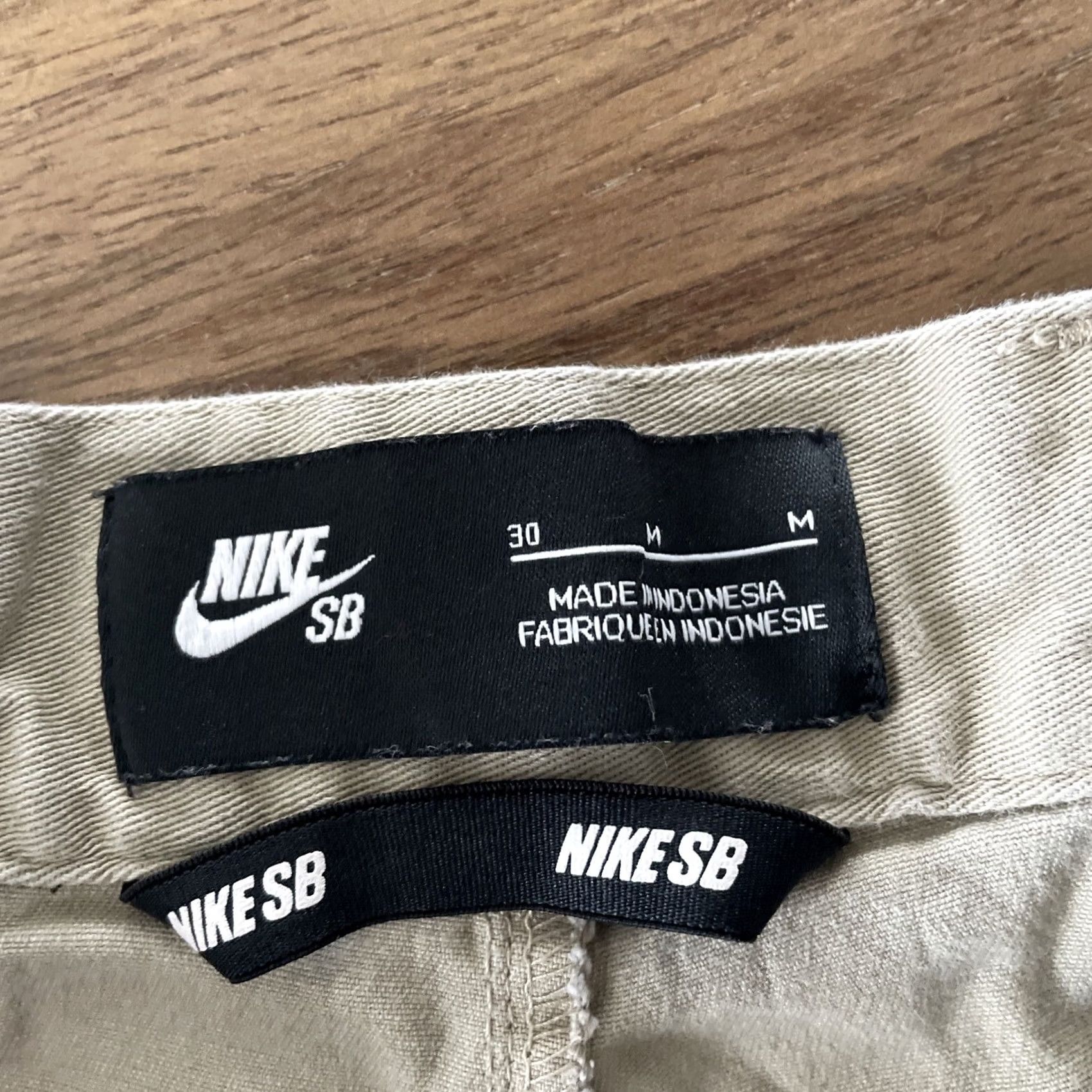 Nike Nike SB Shorts Men 30 M Tan Flat Front Canvas Khaki Bermuda Outdoor Chino Bermuda Outdoor Sports Retro 90s Logo Mens Size US 30 / EU 46 - 3 Thumbnail