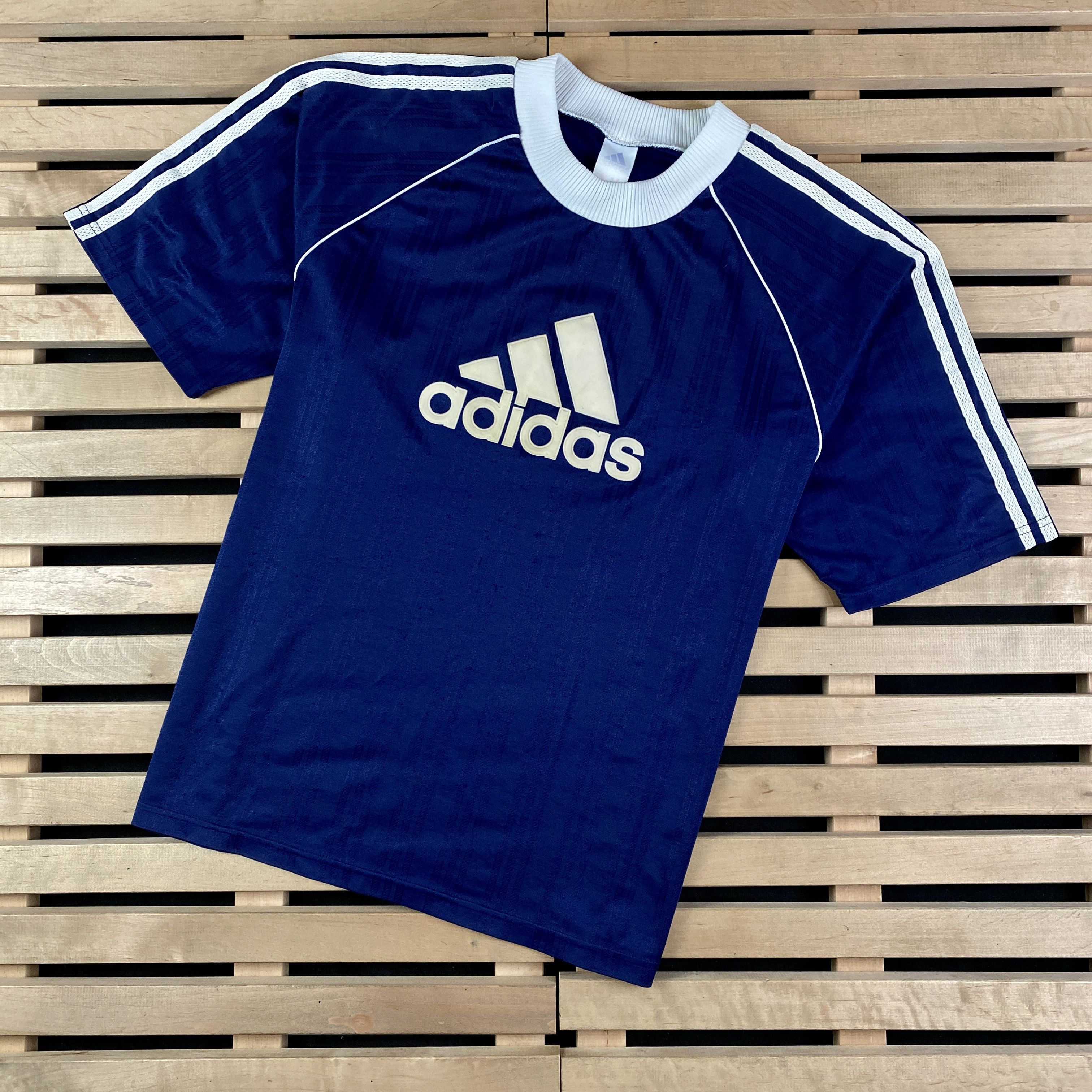 Adidas × Vintage Mens T-Shirt Jersey Adidas Vintage Big Logo Size L Size US L / EU 52-54 / 3 - 1 Thumbnail