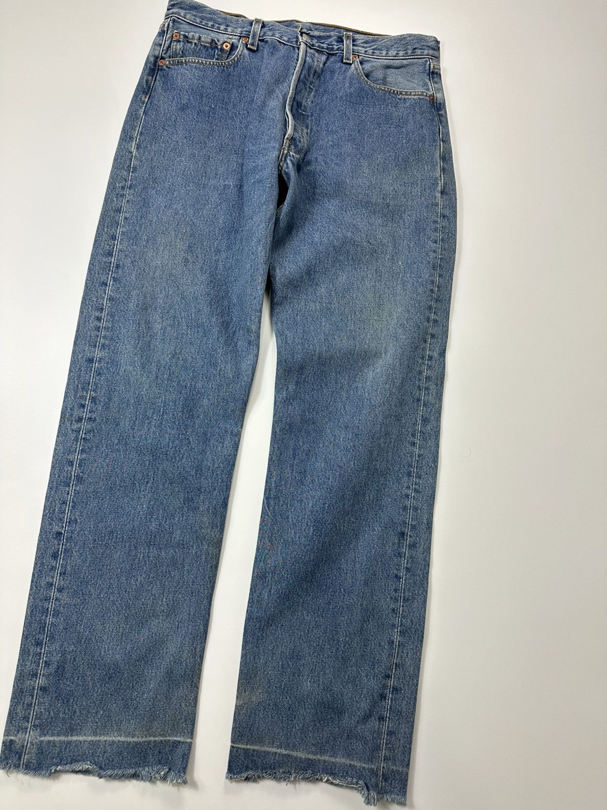 Levi's Vintage Levis 501 Denim Jeans W36 L34 Light Regular Size US 36 / EU 52 - 4 Thumbnail