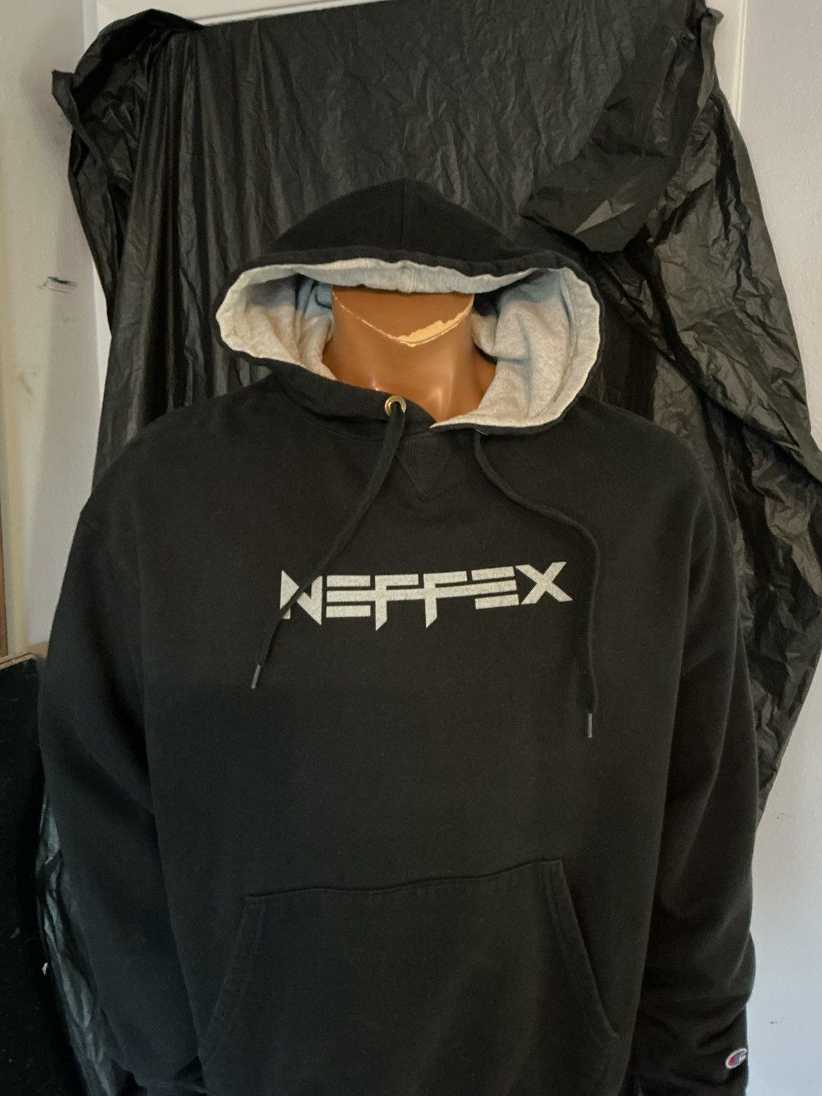 Champion Champion Neffex EDM Electronic Indie Band Official Hoodie Size US L / EU 52-54 / 3 - 8 Thumbnail