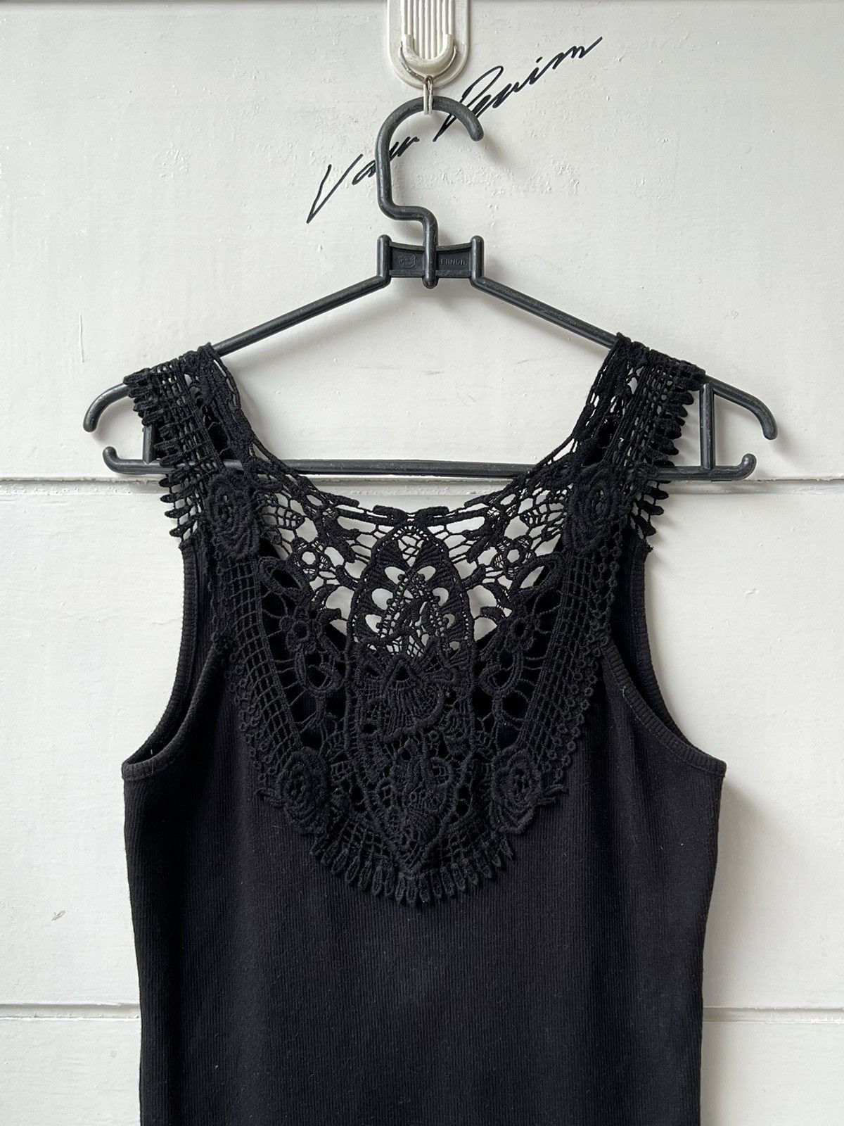 Guess GUESS Black Sleeveless T-shirt Size US XS / EU 42 / 0 - 14 Thumbnail