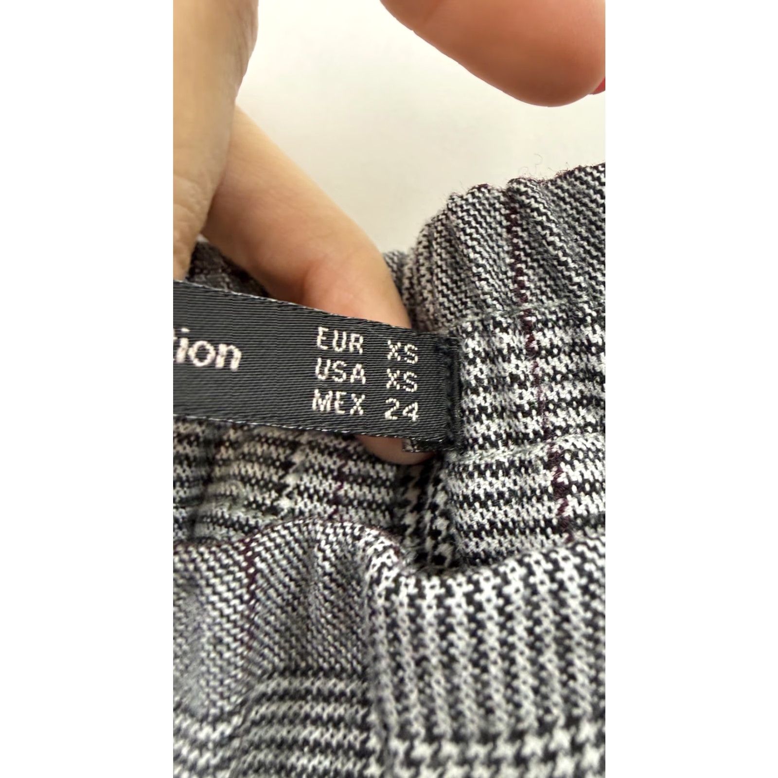 Zara Zara Pants Womens XS Gray Plaid Paperbag Wide Leg Crop Elastic Waist Casual Size 26" / US 2 / IT 38 - 6 Thumbnail