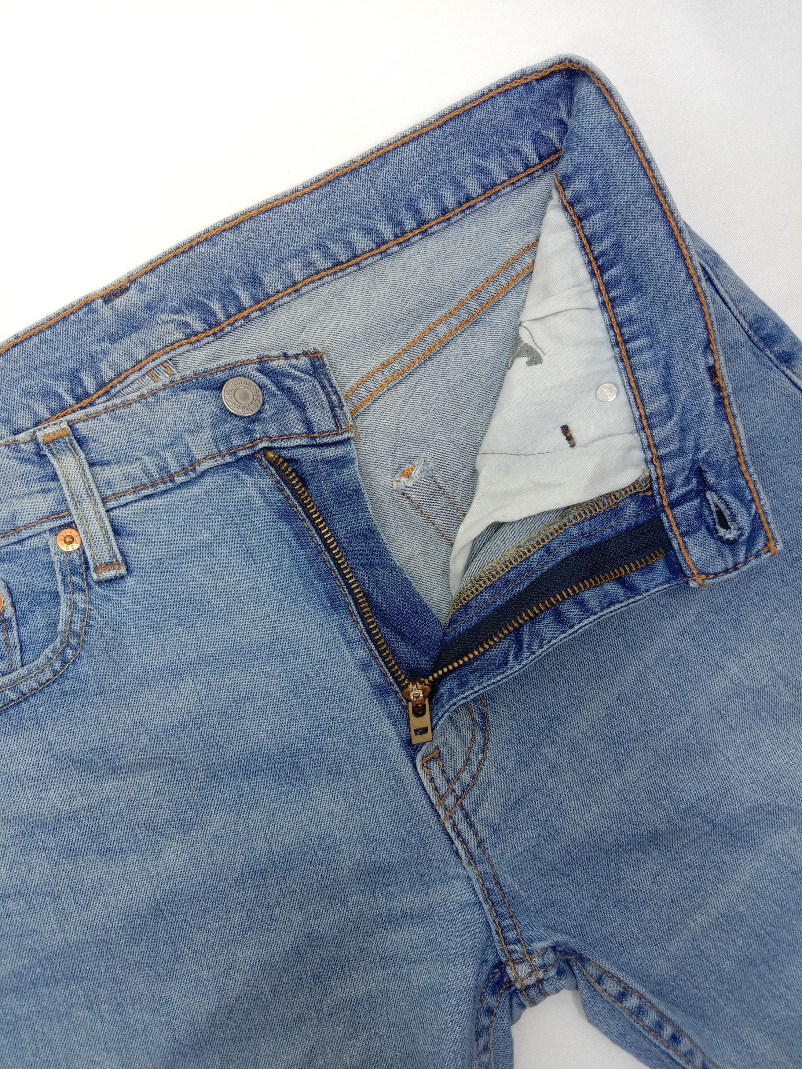 Levi's Vintage Levi's 513 Light Wash Jeans Size US 32 / EU 48 - 9 Thumbnail